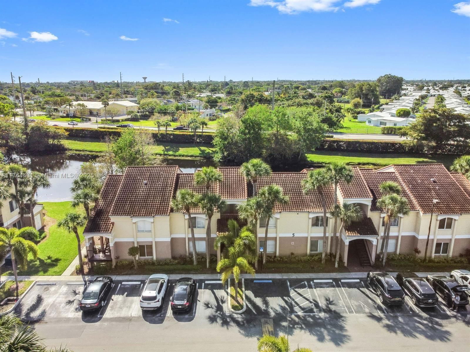Real estate property located at 815 Boynton Beach Blvd #6-103, Palm Beach, Casablanca Isles Condo, Boynton Beach, FL