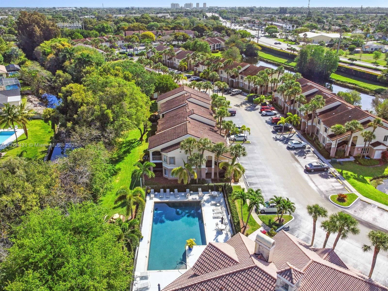 Real estate property located at 815 Boynton Beach Blvd #6-103, Palm Beach, Casablanca Isles Condo, Boynton Beach, FL