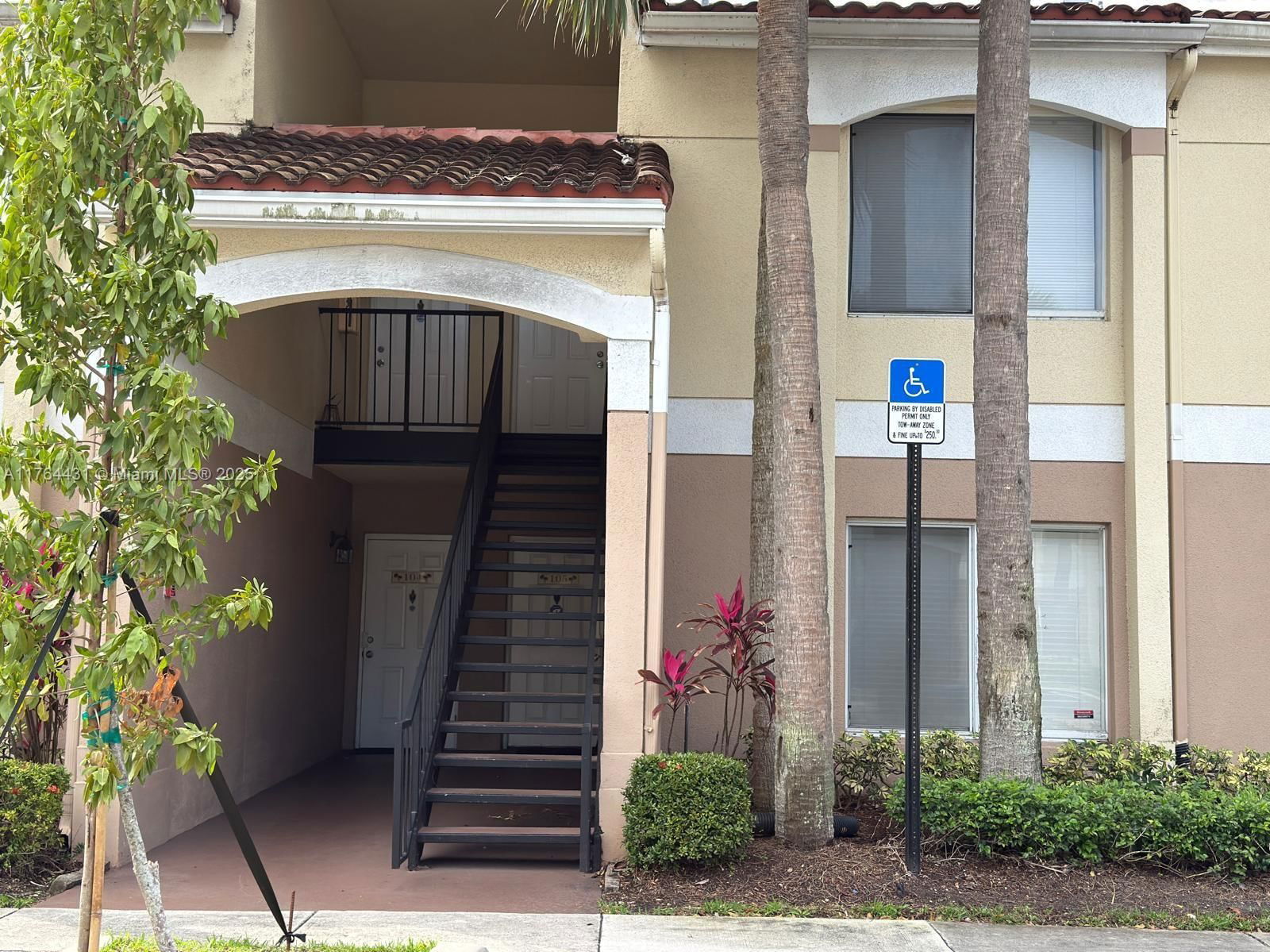 Real estate property located at 815 Boynton Beach Blvd #6-103, Palm Beach, Casablanca Isles Condo, Boynton Beach, FL