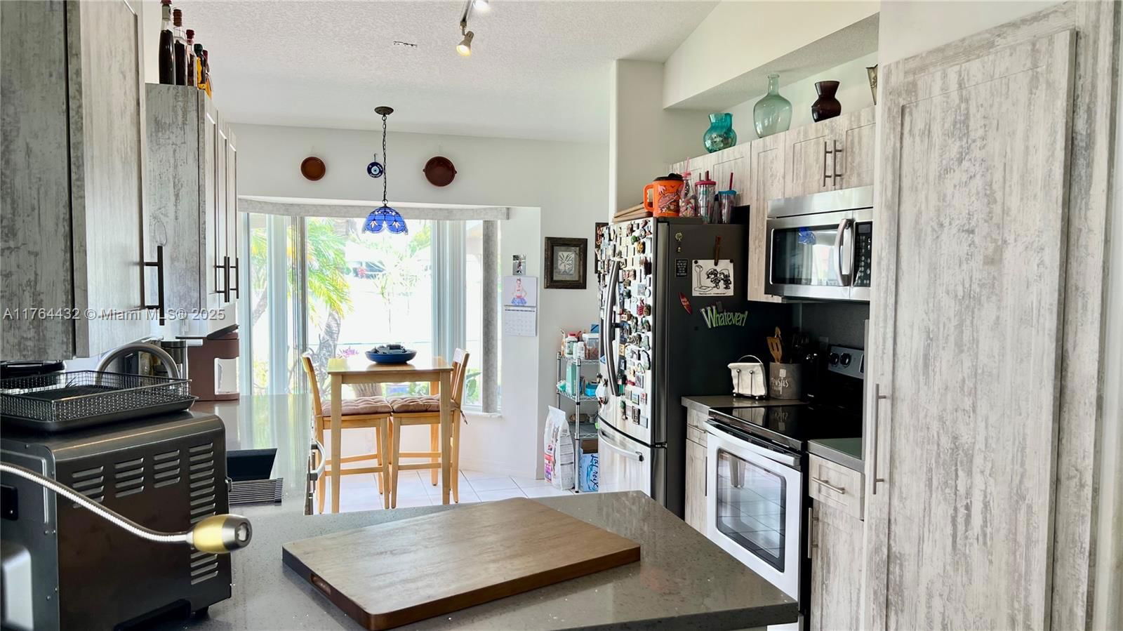 Real estate property located at 16365 2nd Dr, Broward, Heftler Homes At Pembroke, Pembroke Pines, FL