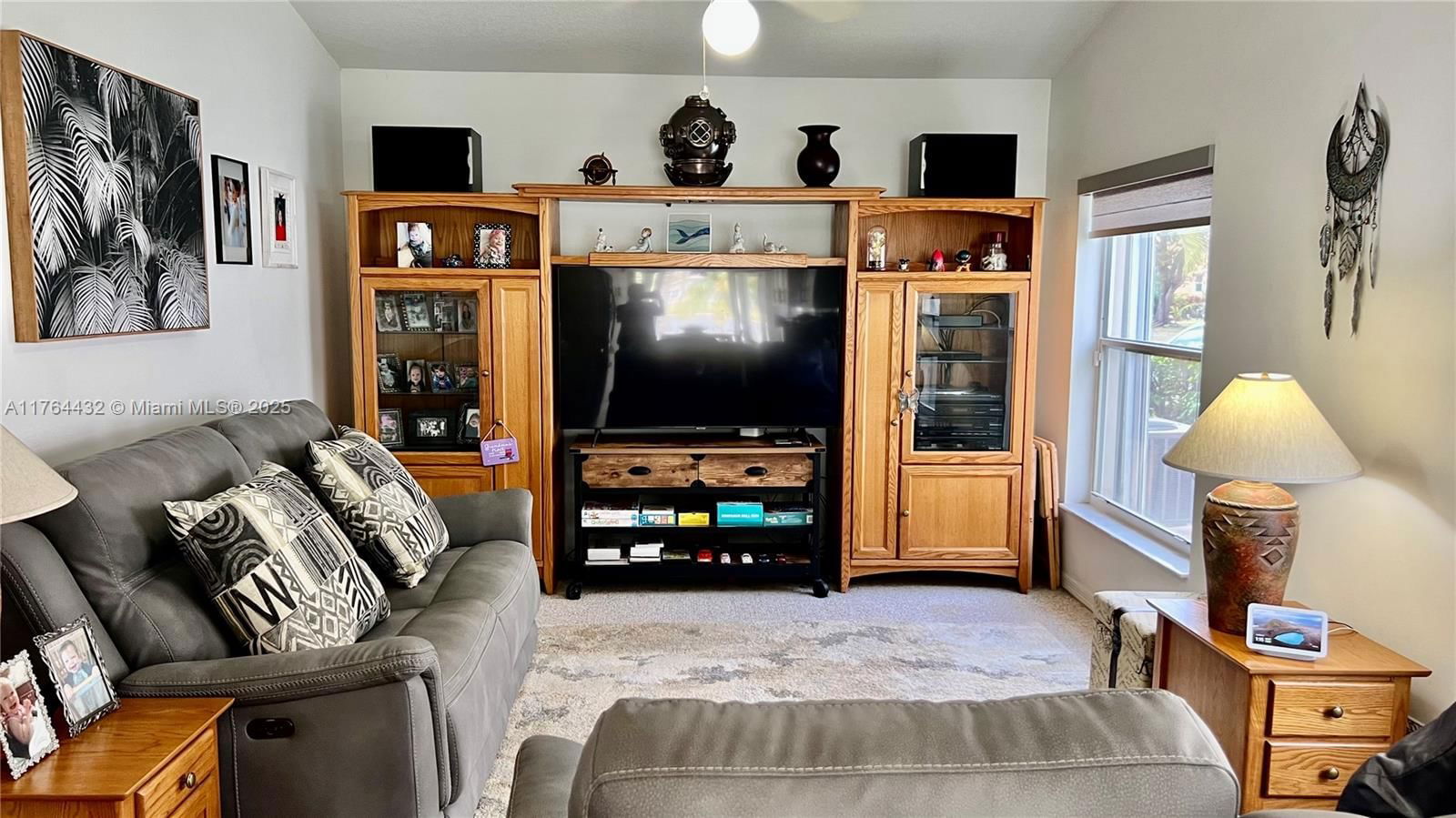 Real estate property located at 16365 2nd Dr, Broward, Heftler Homes At Pembroke, Pembroke Pines, FL