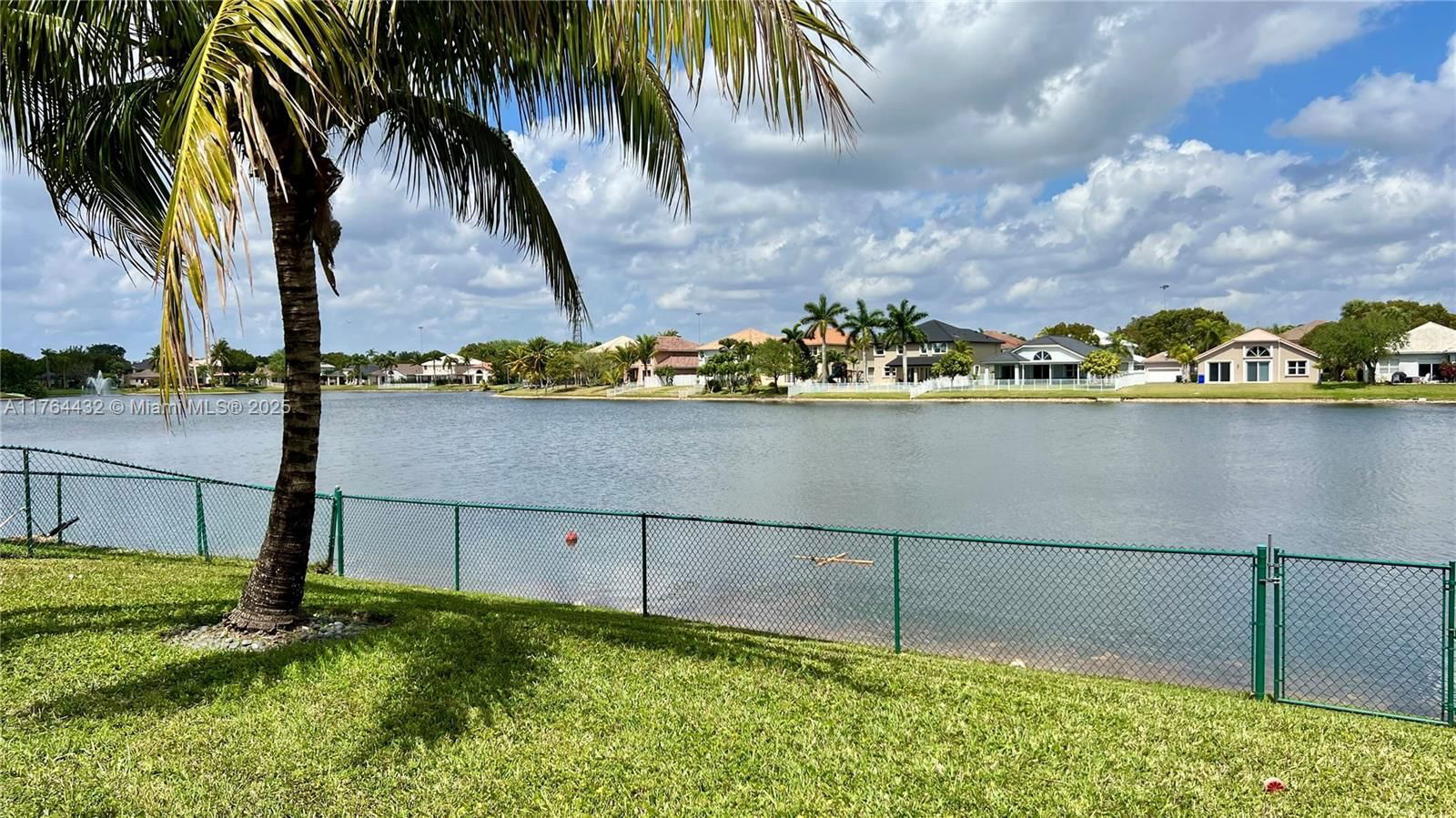 Real estate property located at 16365 2nd Dr, Broward, Heftler Homes At Pembroke, Pembroke Pines, FL