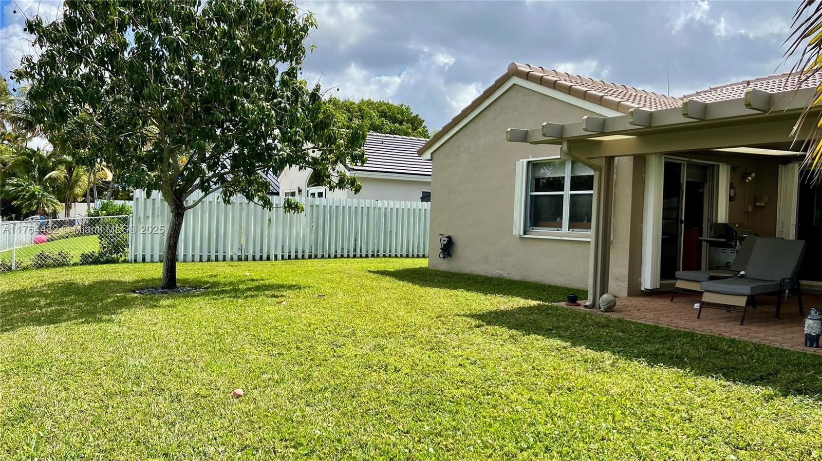 Real estate property located at 16365 2nd Dr, Broward, Heftler Homes At Pembroke, Pembroke Pines, FL