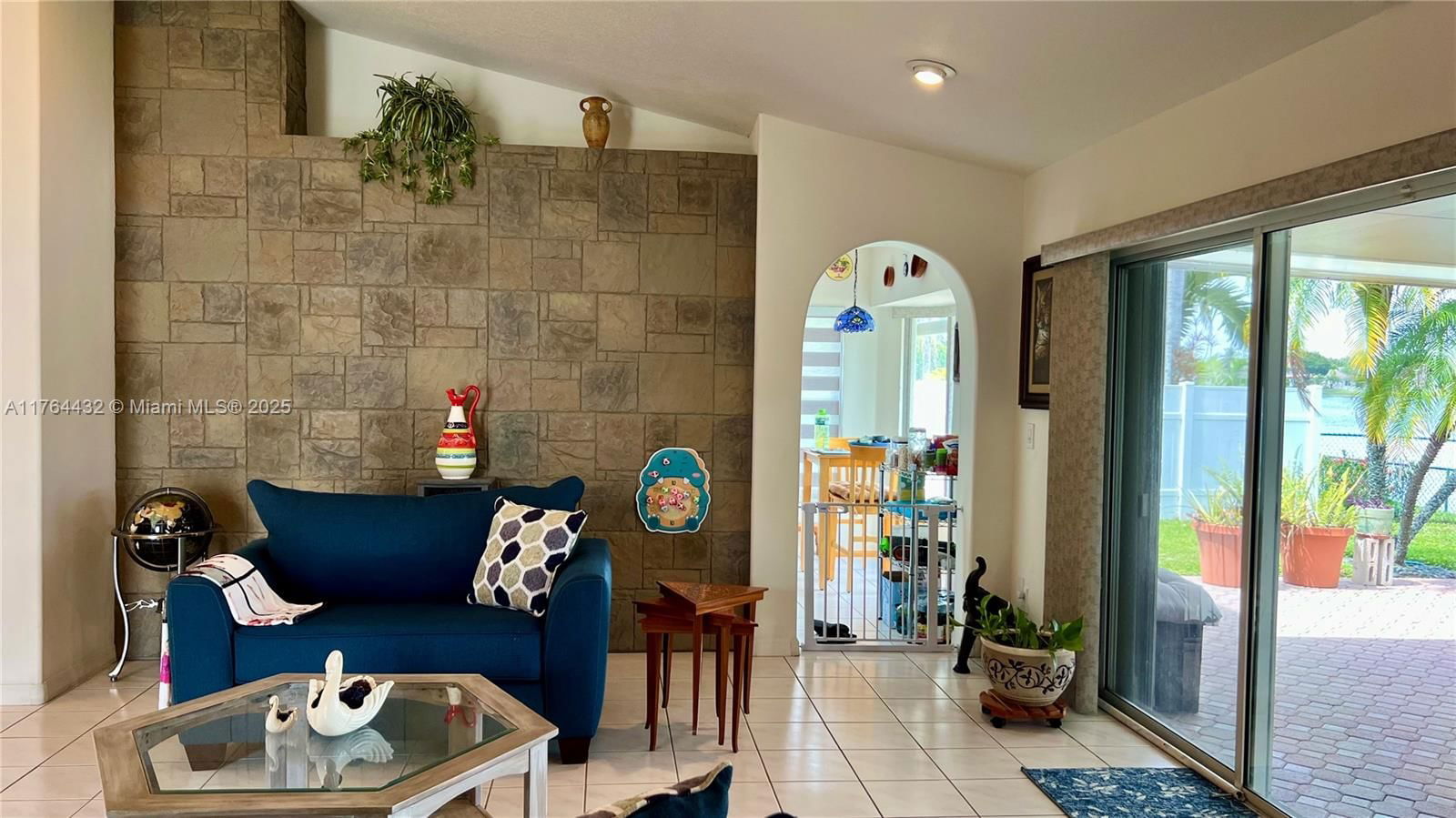 Real estate property located at 16365 2nd Dr, Broward, Heftler Homes At Pembroke, Pembroke Pines, FL