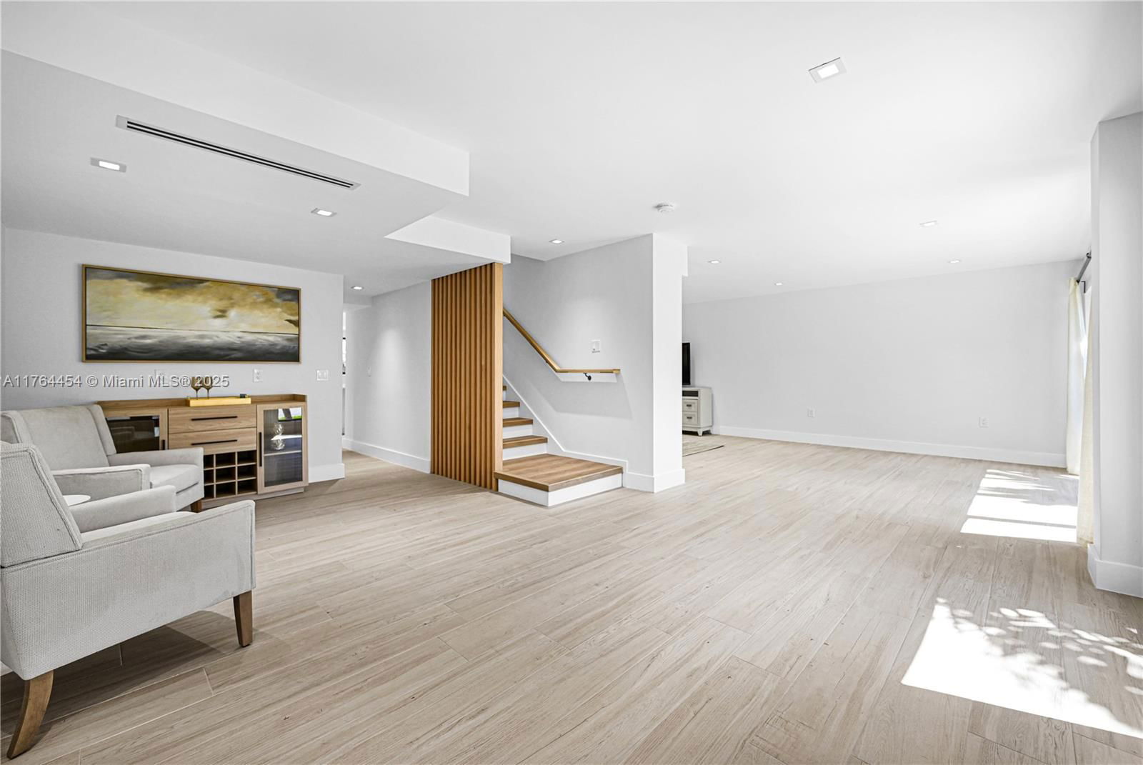 Real estate property located at 3305 15th St, Broward, Las Olas By The Sea Ext, Fort Lauderdale, FL