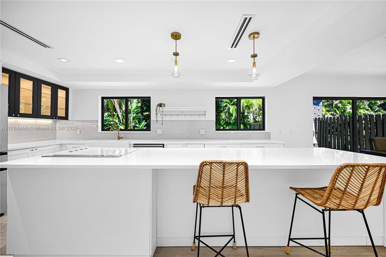 Real estate property located at 3305 15th St, Broward, Las Olas By The Sea Ext, Fort Lauderdale, FL