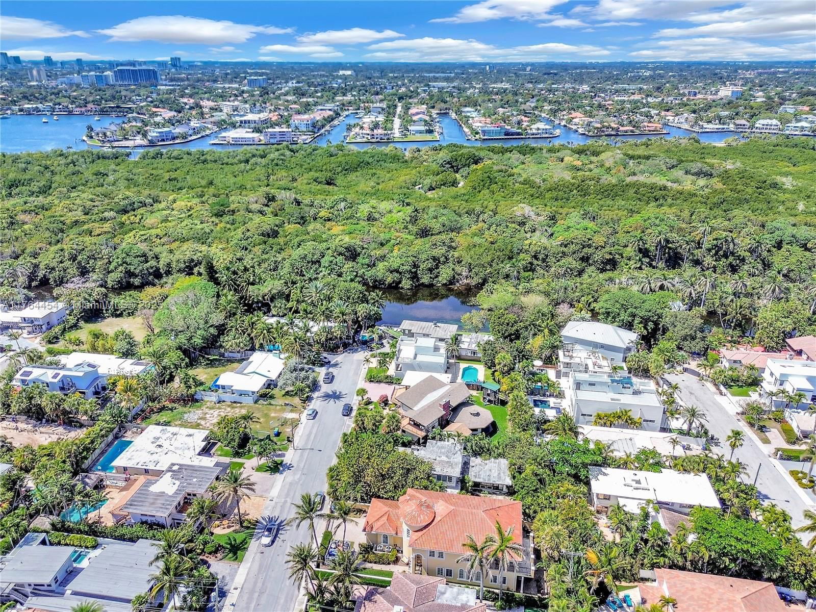 Real estate property located at 3305 15th St, Broward, Las Olas By The Sea Ext, Fort Lauderdale, FL