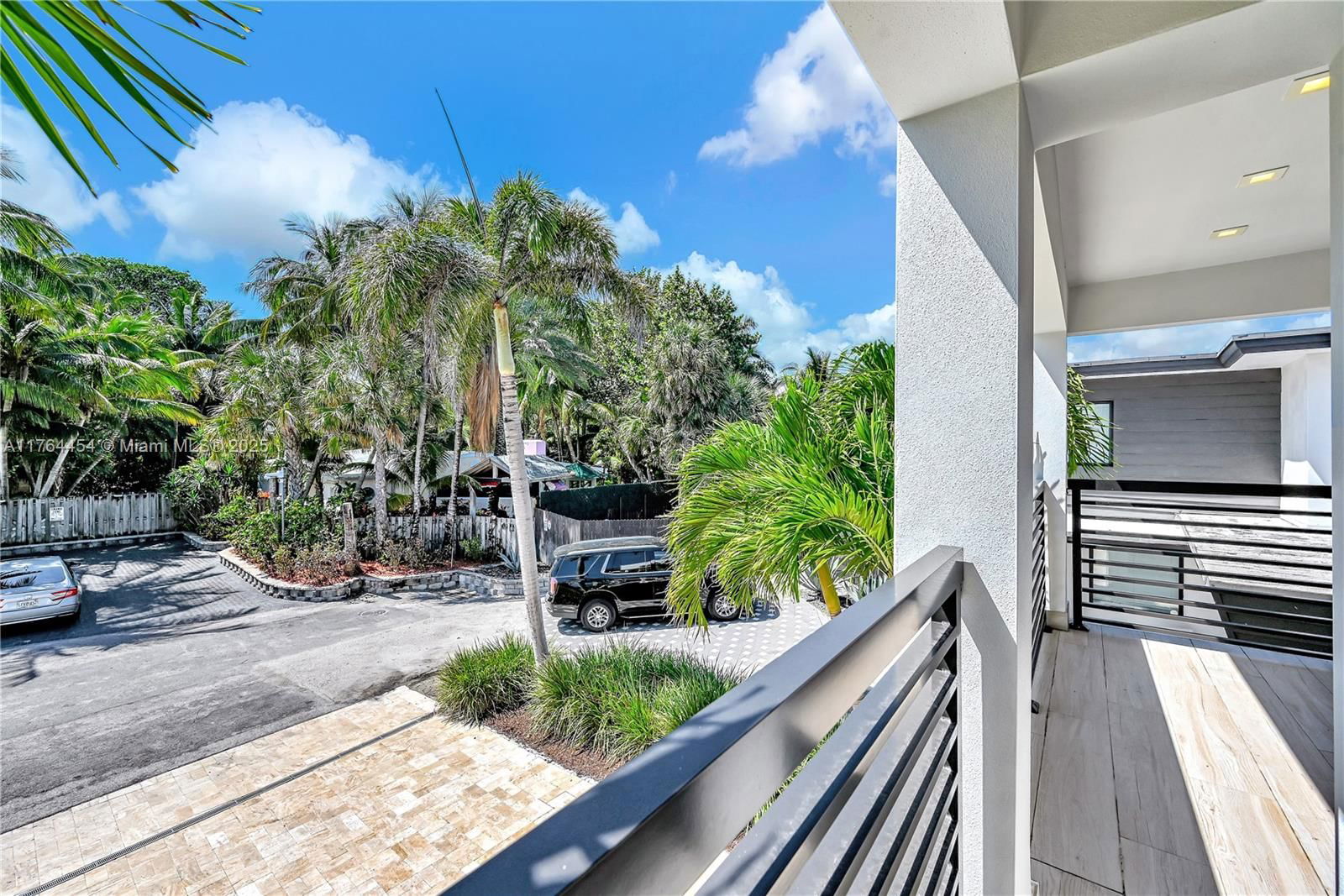 Real estate property located at 3305 15th St, Broward, Las Olas By The Sea Ext, Fort Lauderdale, FL