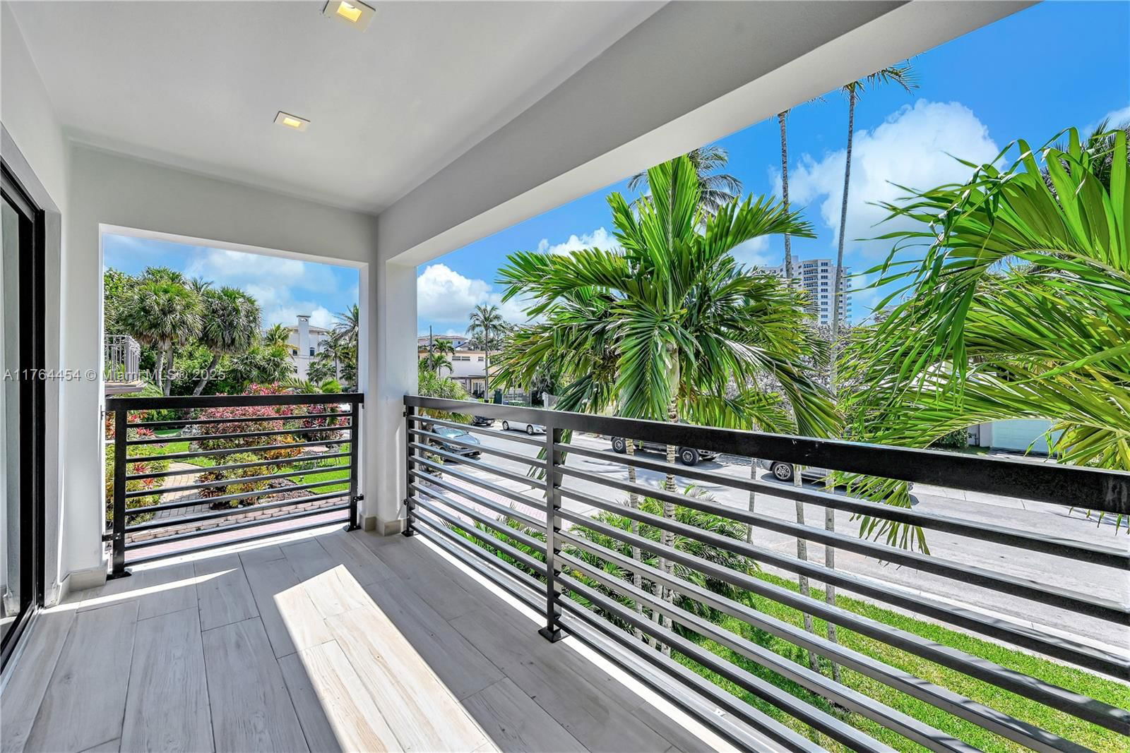 Real estate property located at 3305 15th St, Broward, Las Olas By The Sea Ext, Fort Lauderdale, FL