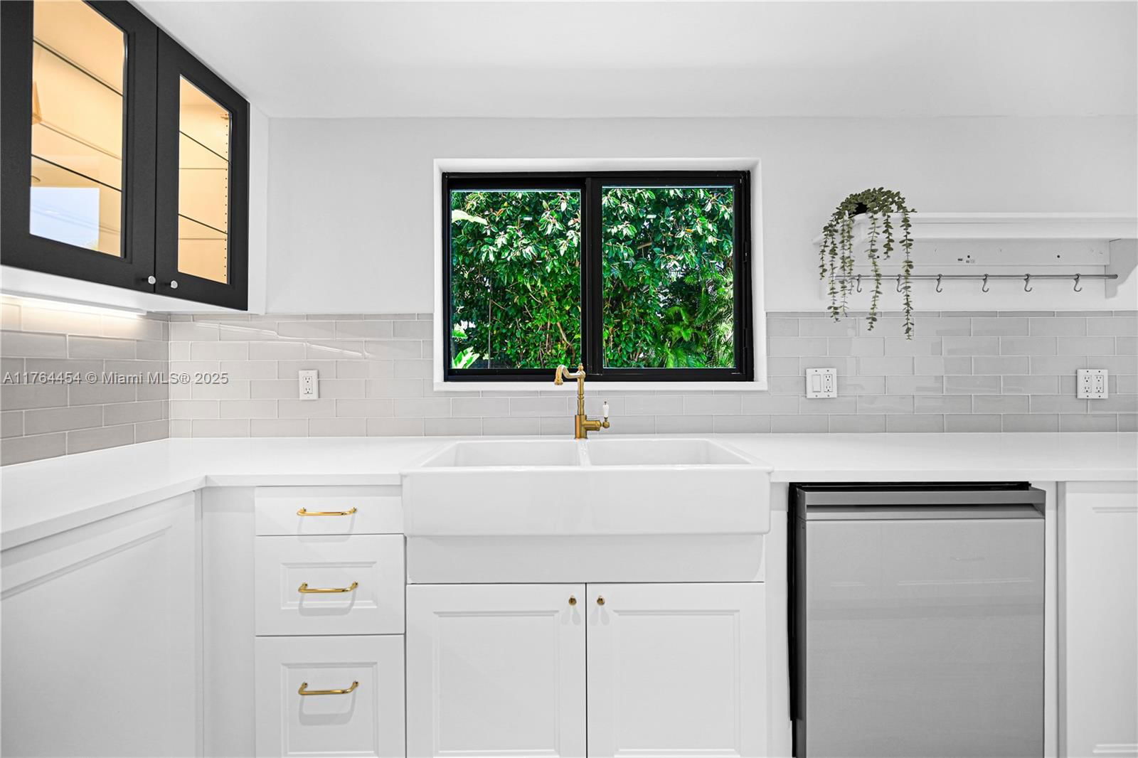Real estate property located at 3305 15th St, Broward, Las Olas By The Sea Ext, Fort Lauderdale, FL