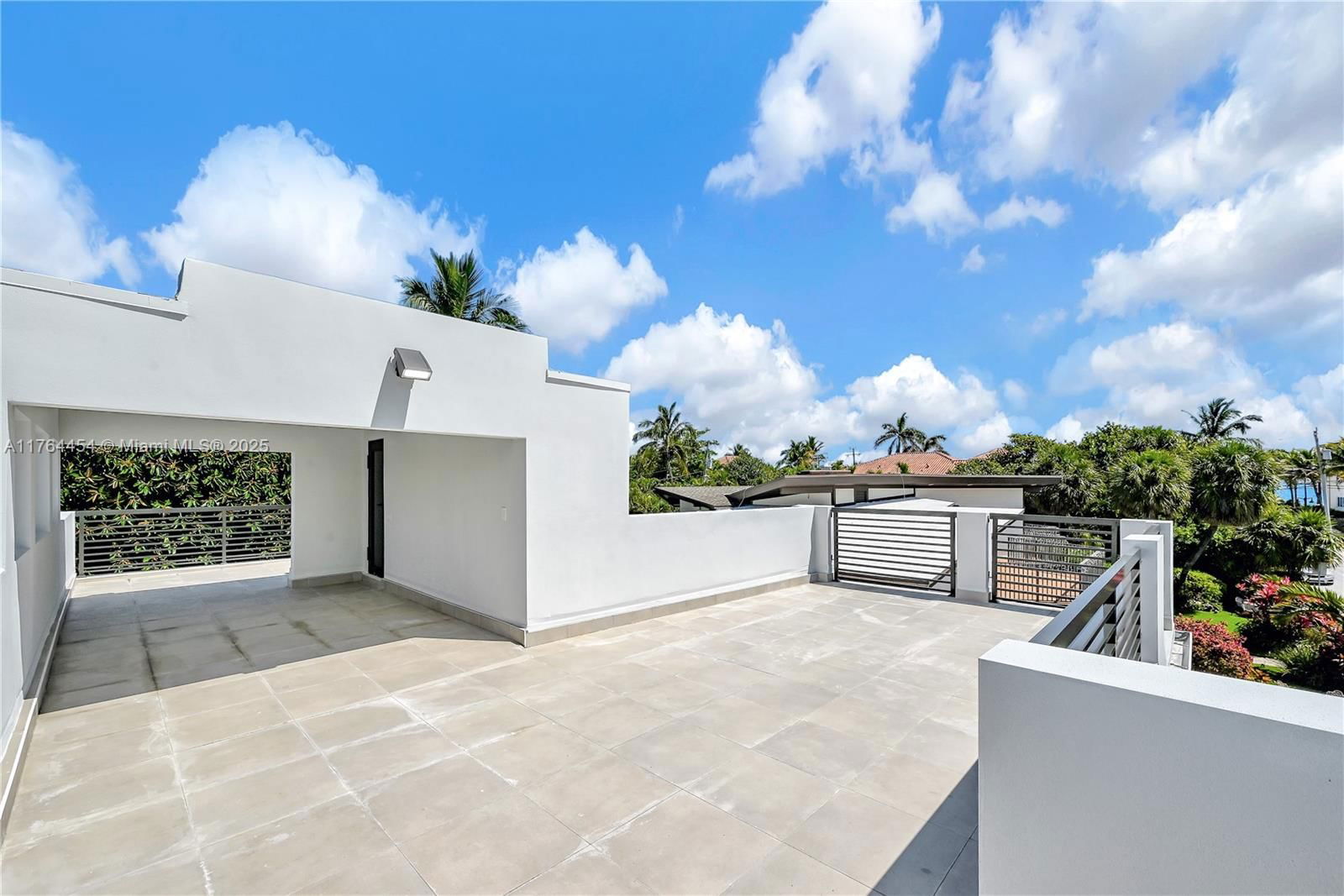 Real estate property located at 3305 15th St, Broward, Las Olas By The Sea Ext, Fort Lauderdale, FL