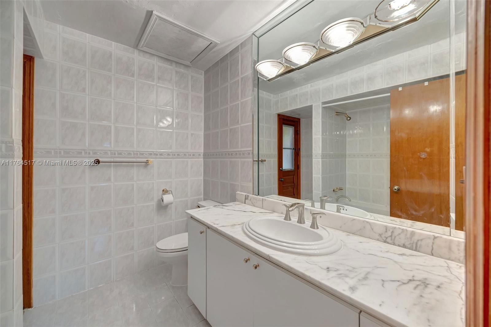 Real estate property located at 7741 170th St, Miami-dade, Old Cutler Villas, Palmetto Bay, FL