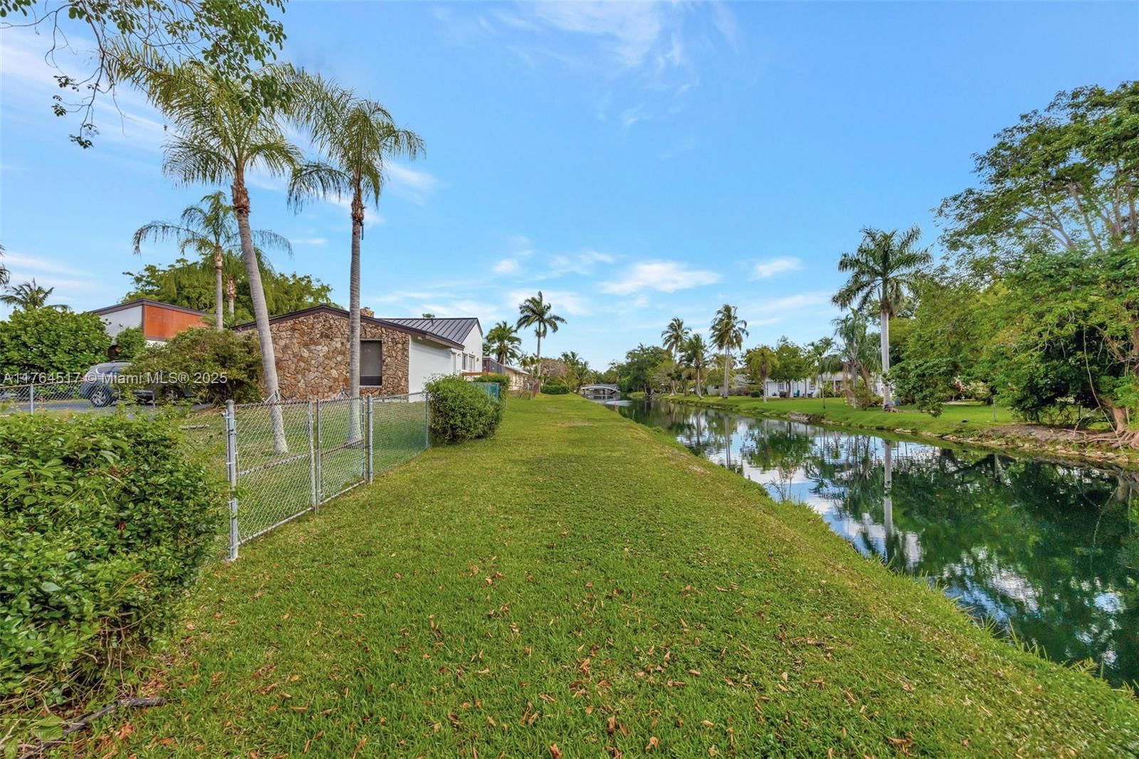 Real estate property located at 7741 170th St, Miami-dade, Old Cutler Villas, Palmetto Bay, FL