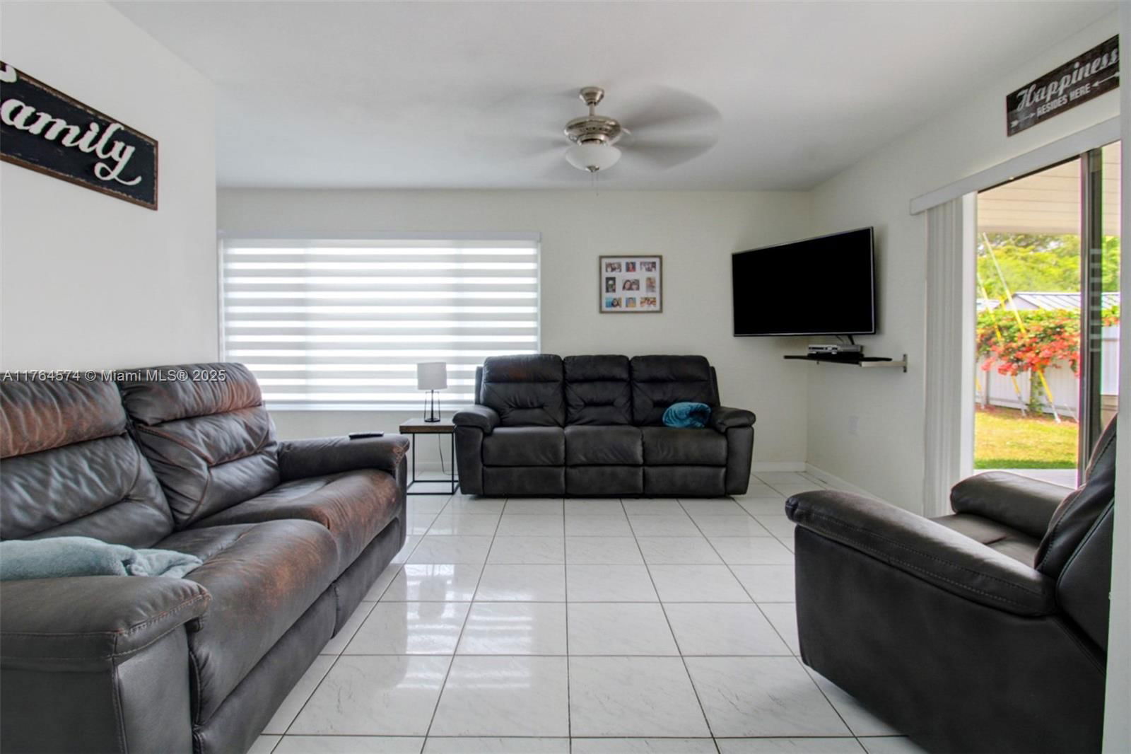 Real estate property located at 9215 44th St, Miami-dade, Ascot Park, Miami, FL