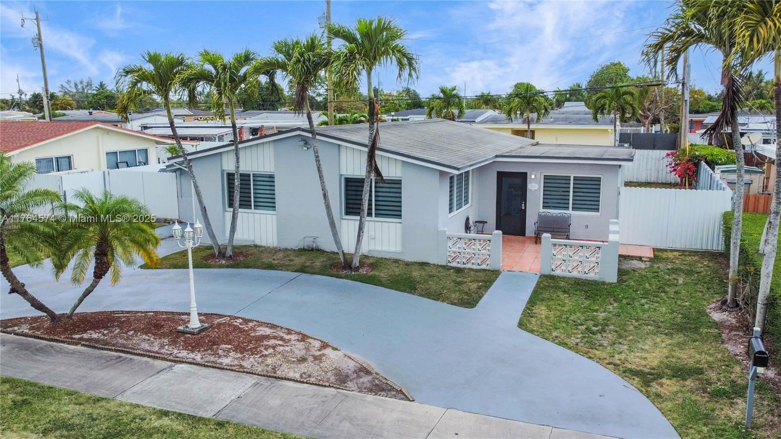 Real estate property located at 9215 44th St, Miami-dade, Ascot Park, Miami, FL
