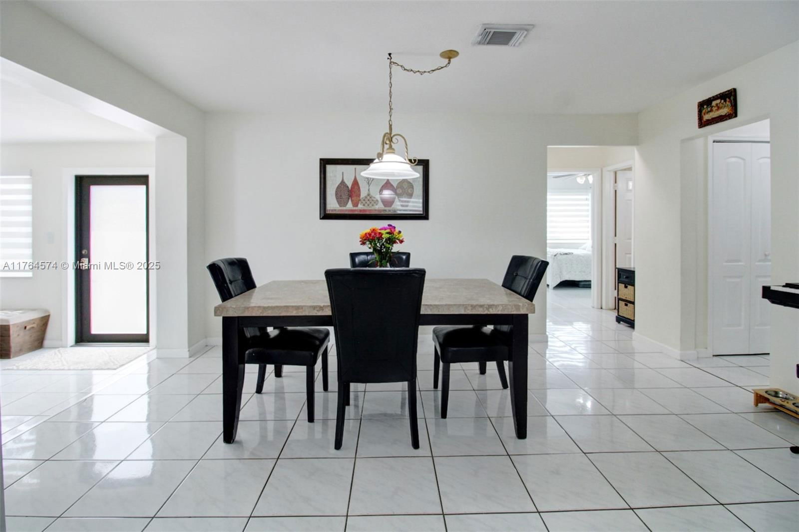 Real estate property located at 9215 44th St, Miami-dade, Ascot Park, Miami, FL