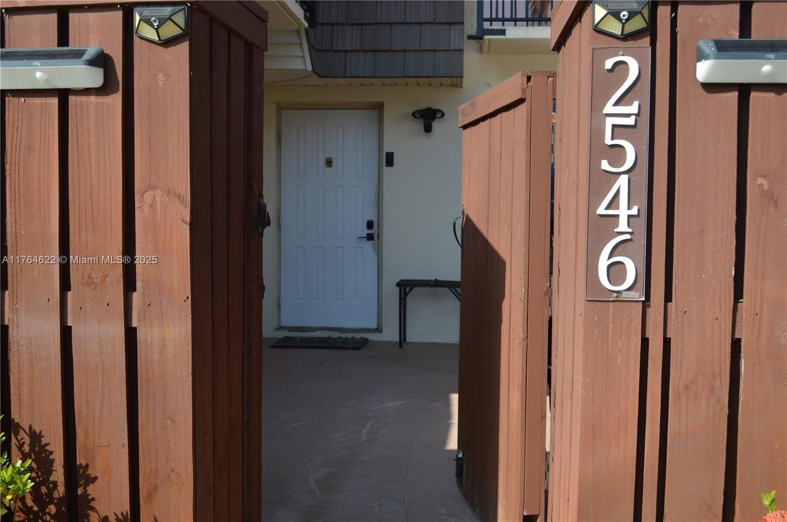 Real estate property located at 2546 15th St #2546, Broward, Courtyards Of Waterford, Deerfield Beach, FL