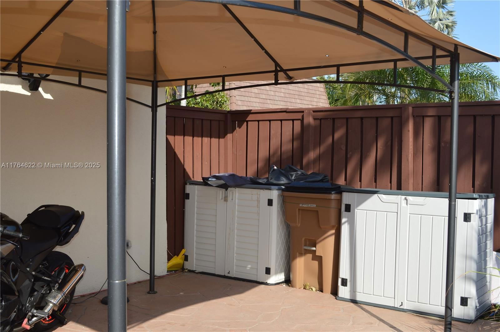Real estate property located at 2546 15th St #2546, Broward, Courtyards Of Waterford, Deerfield Beach, FL