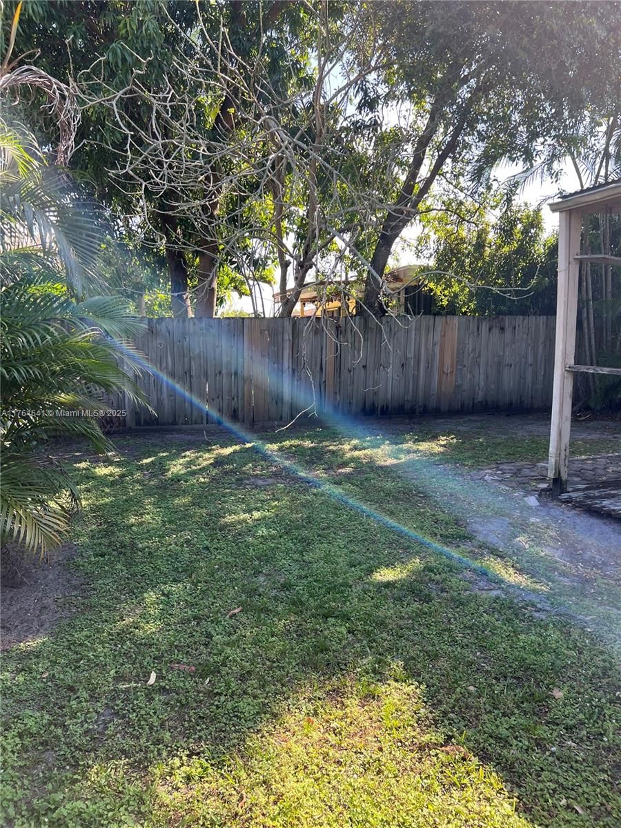 Real estate property located at 2211 67th Ave, Broward, Welwyn Park 2nd Add, Miramar, FL