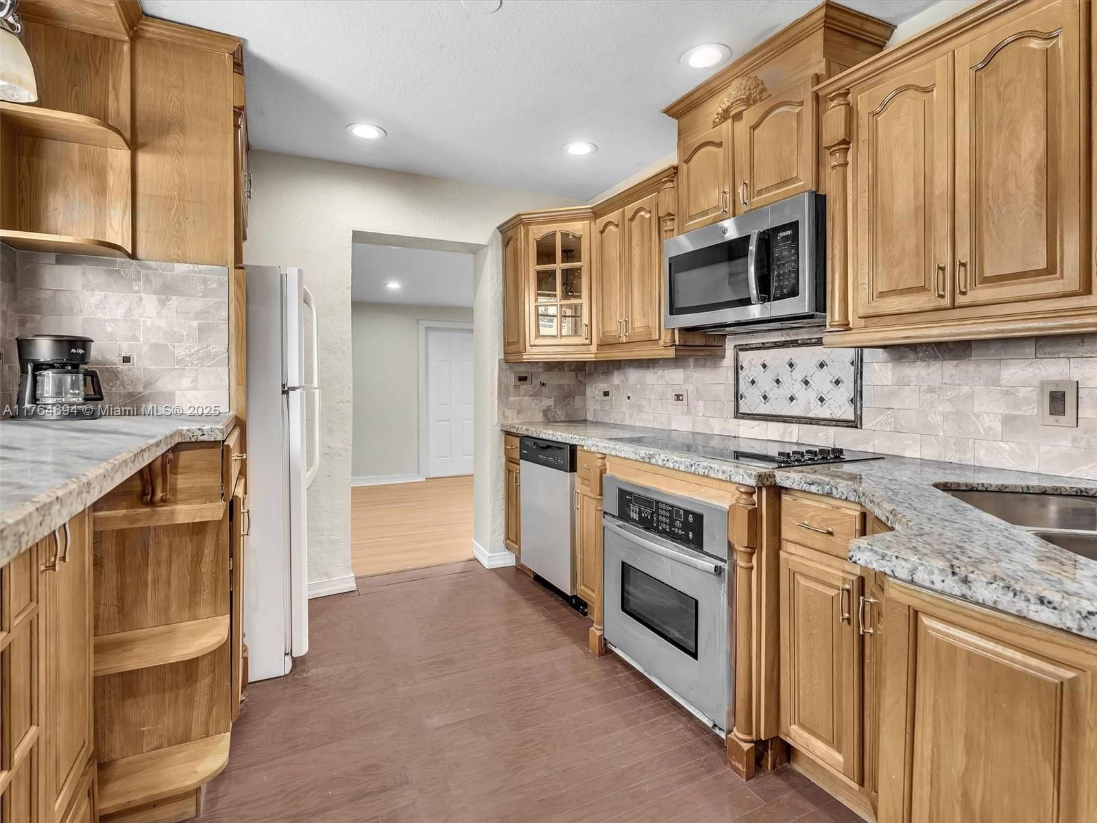 Real estate property located at 15935 19th Ave, Miami-dade, Bunche Park, Miami Gardens, FL
