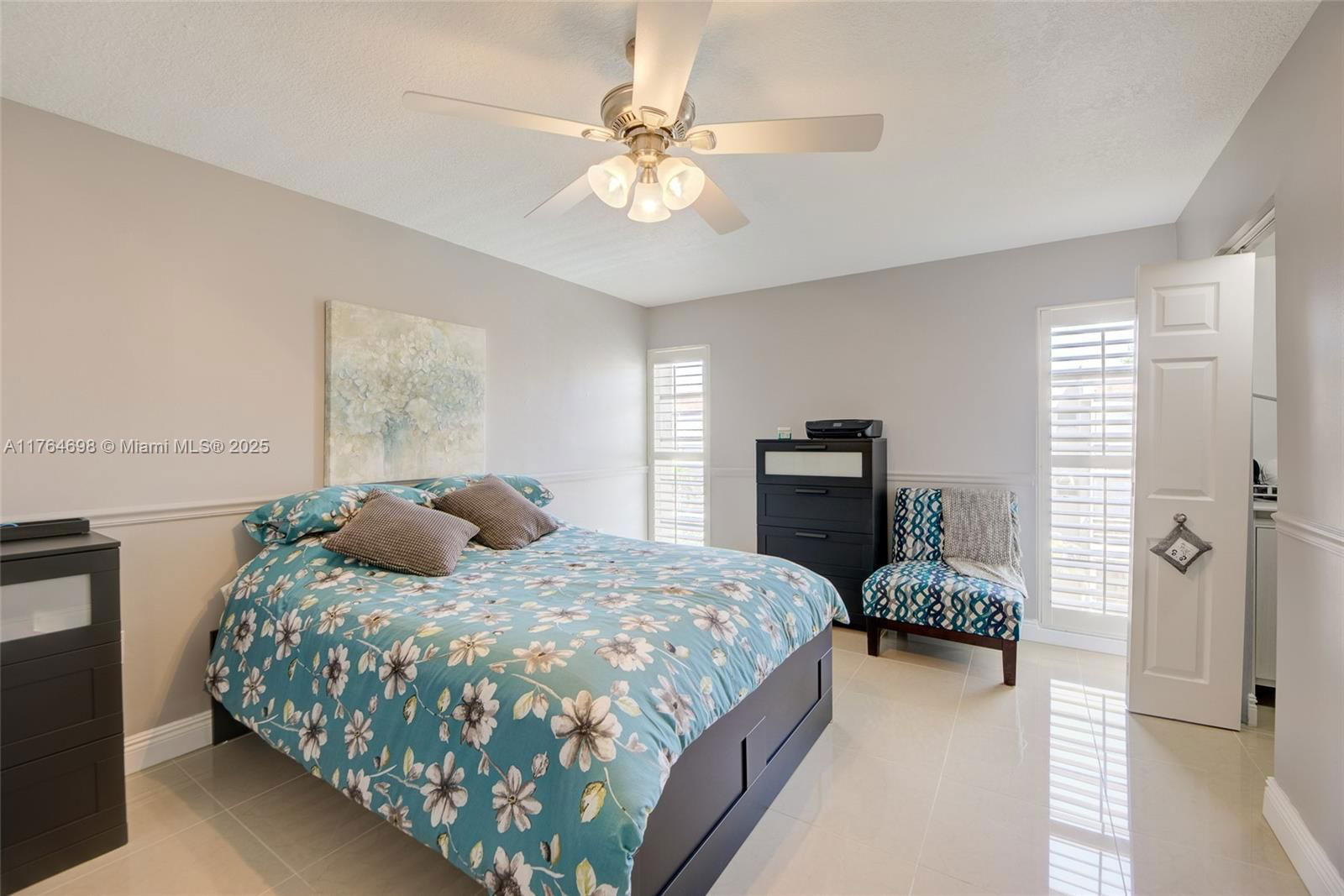 Real estate property located at 469 Pine Island Rd B301, Broward, Plantation Pines Phase 1, Plantation, FL