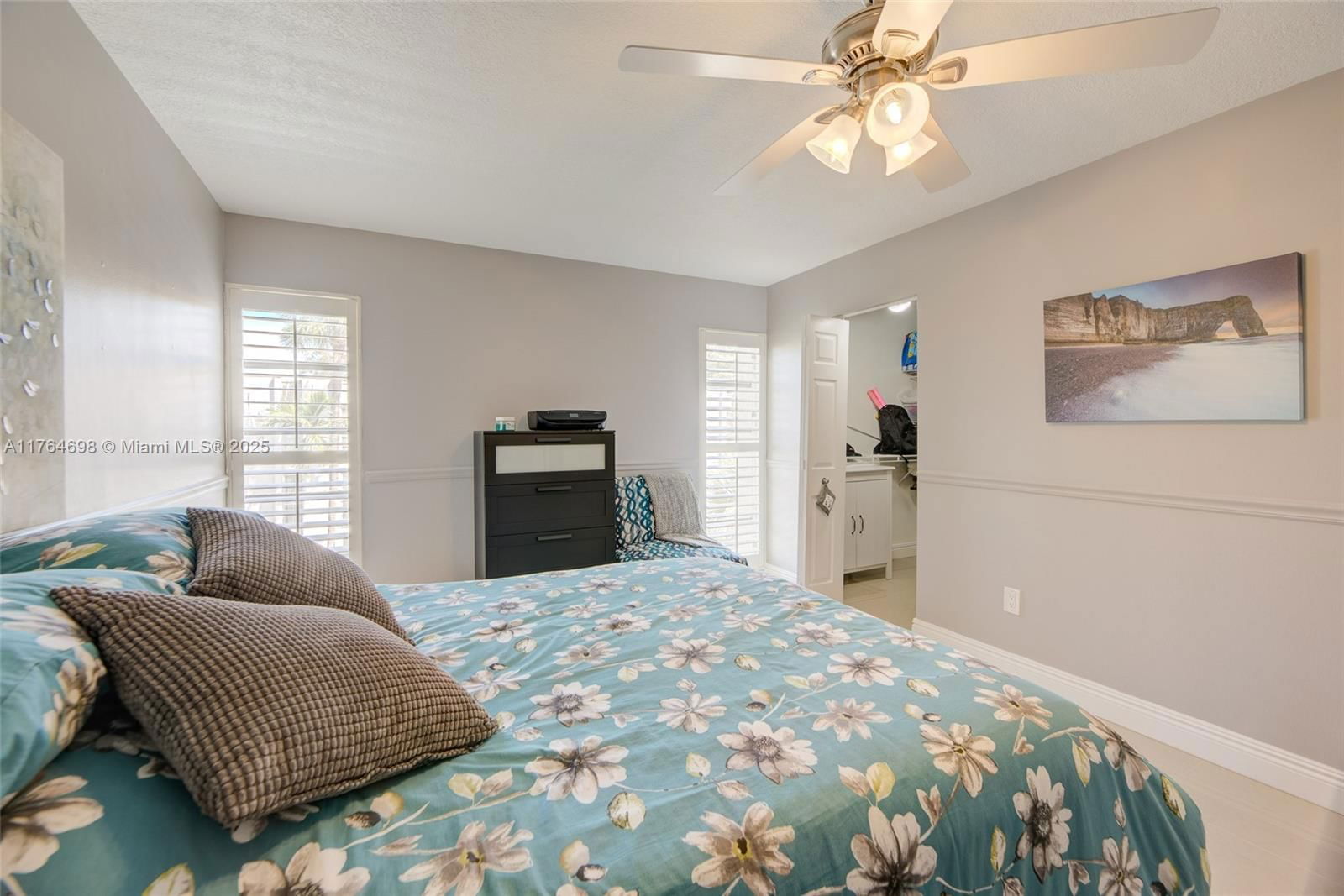 Real estate property located at 469 Pine Island Rd B301, Broward, Plantation Pines Phase 1, Plantation, FL