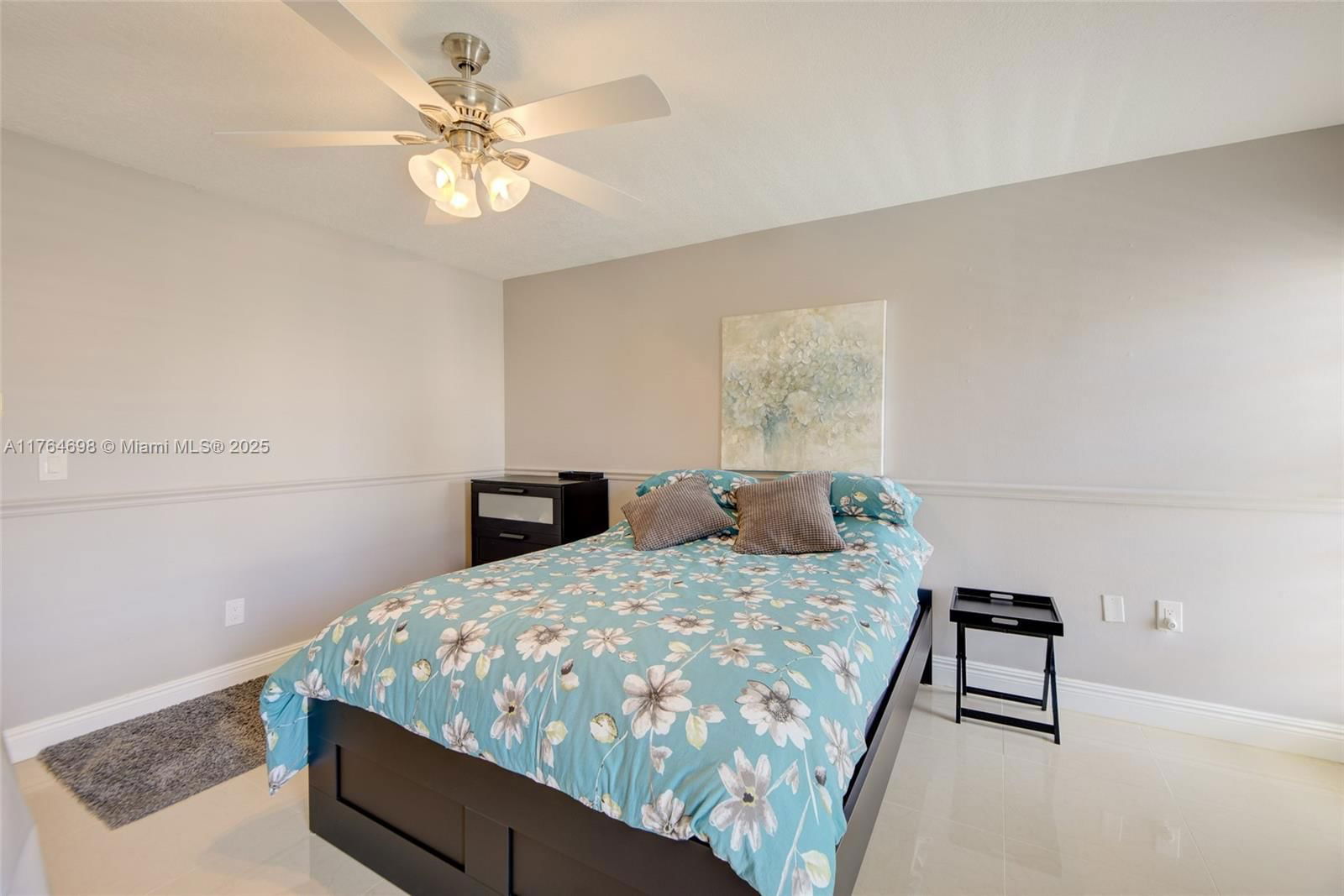 Real estate property located at 469 Pine Island Rd B301, Broward, Plantation Pines Phase 1, Plantation, FL