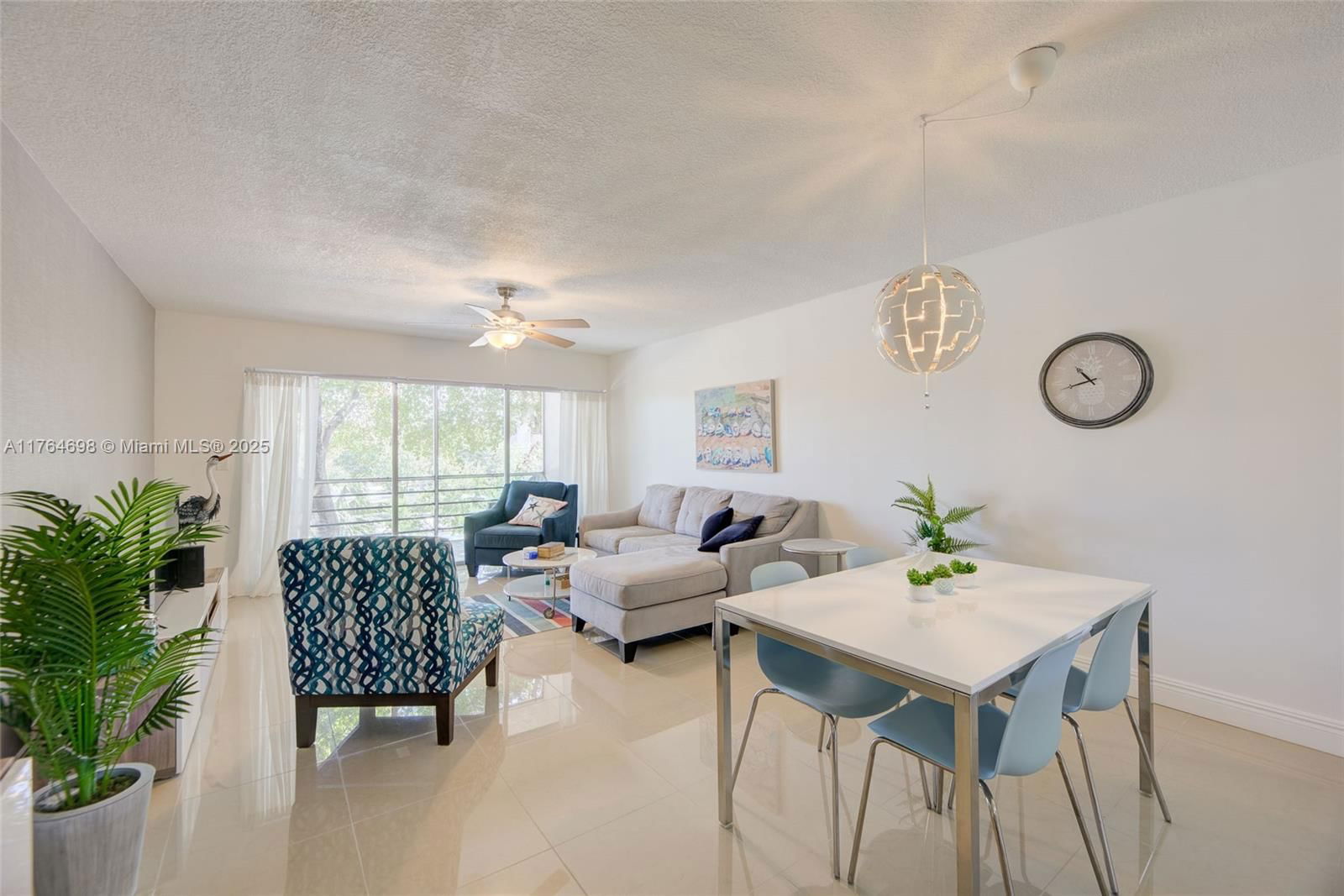Real estate property located at 469 Pine Island Rd B301, Broward, Plantation Pines Phase 1, Plantation, FL