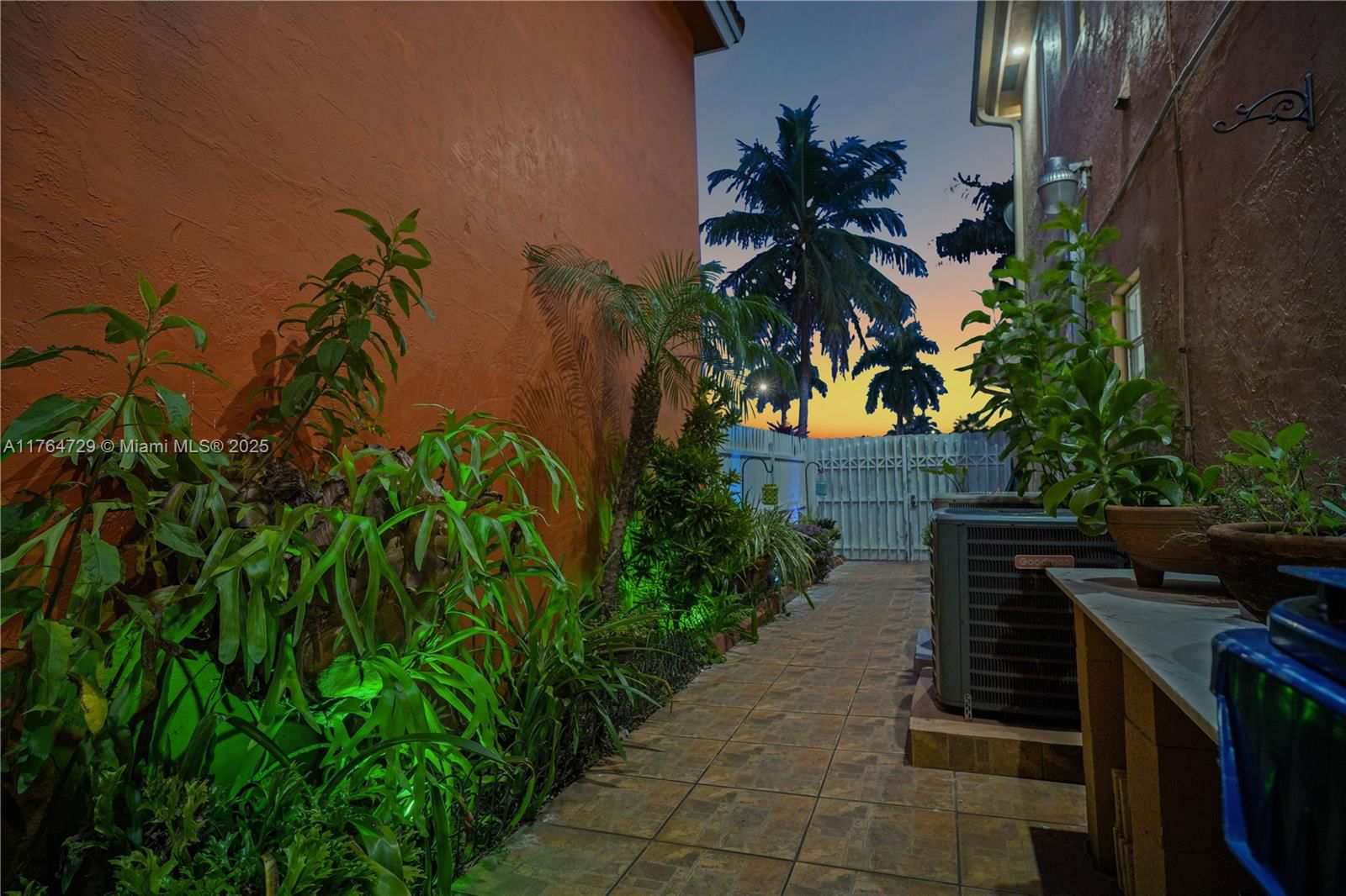 Real estate property located at 13021 11th Ter, Miami-dade, Shoma Homes At Tamiami Ii, Miami, FL