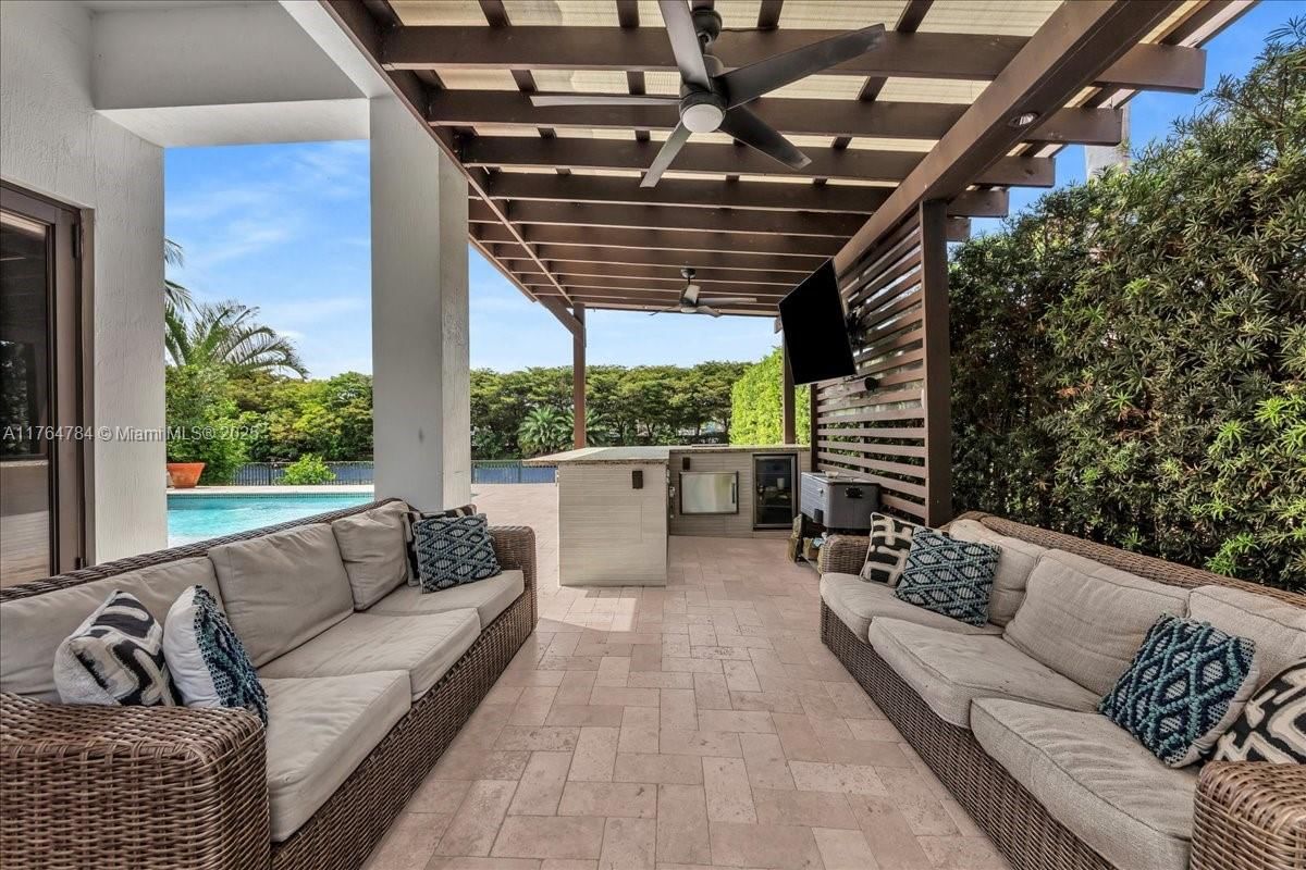 Real estate property located at 4062 85th Ave, Broward, Monterra Plat, Cooper City, FL