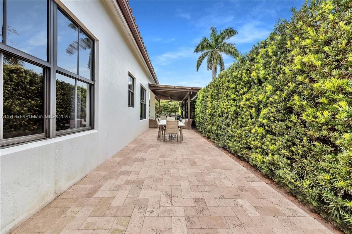 Real estate property located at 4062 85th Ave, Broward, Monterra Plat, Cooper City, FL