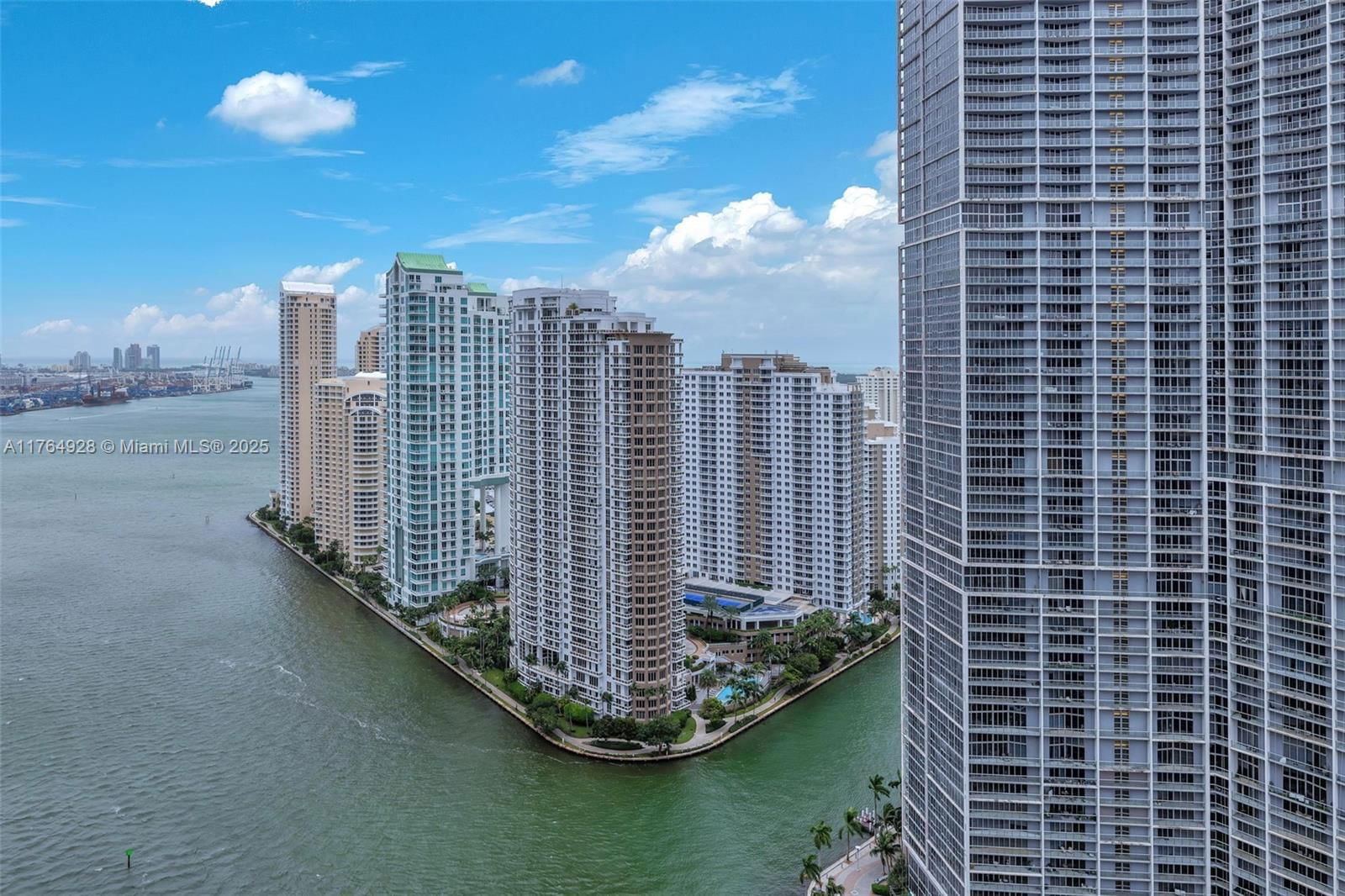 Real estate property located at 200 Biscayne Boulevard Way #3507, Miami-dade, Epic West Condo, Miami, FL