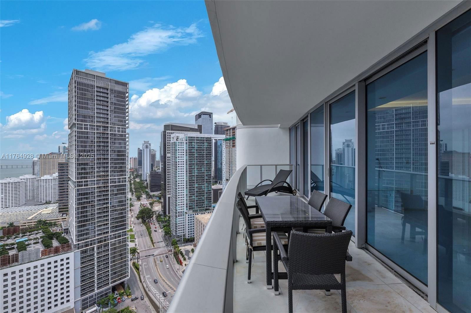 Real estate property located at 200 Biscayne Boulevard Way #3507, Miami-dade, Epic West Condo, Miami, FL