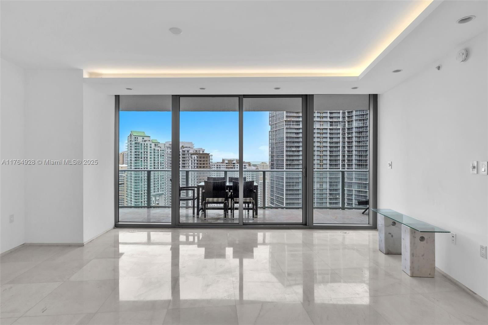 Real estate property located at 200 Biscayne Boulevard Way #3507, Miami-dade, Epic West Condo, Miami, FL
