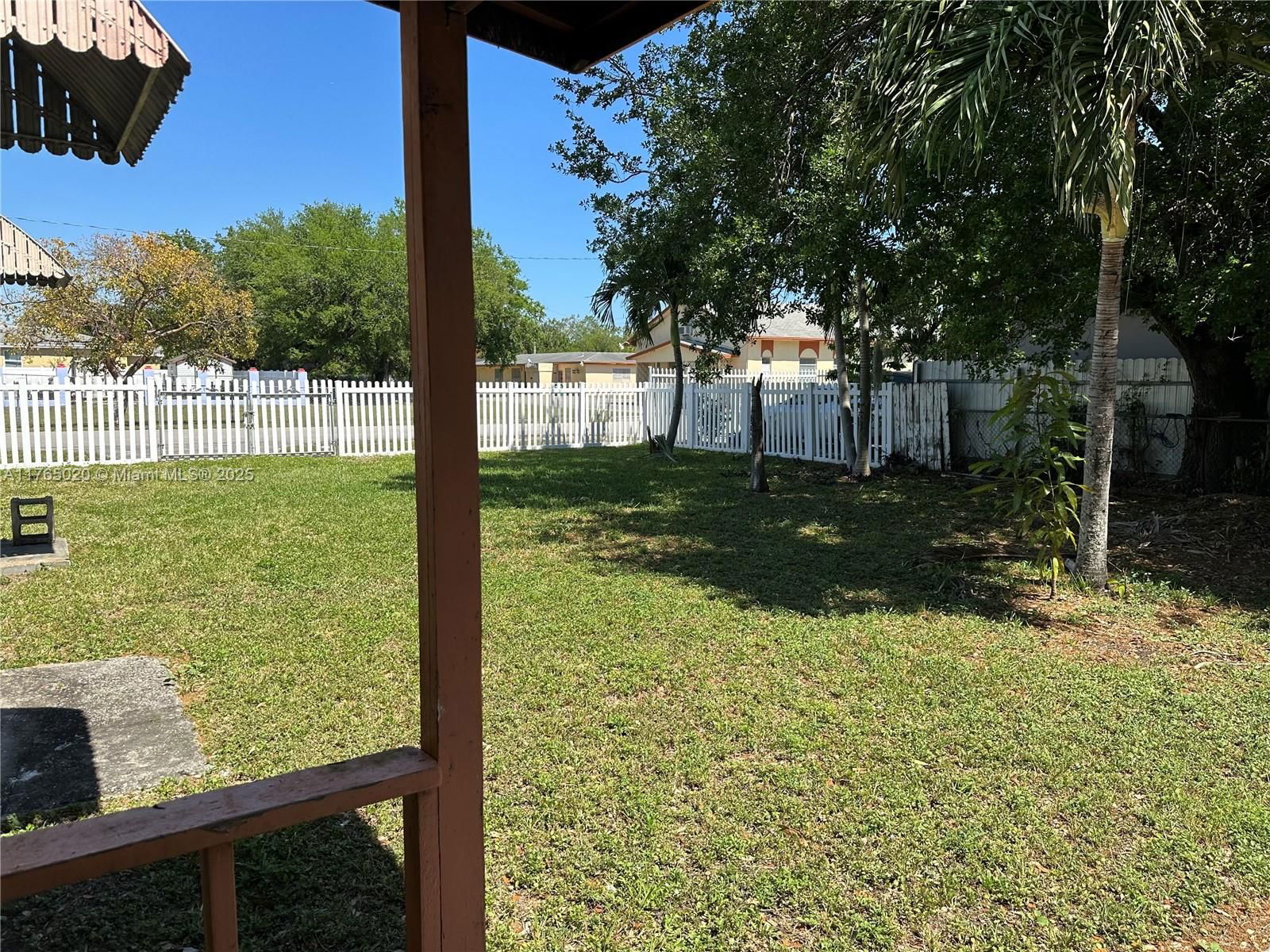 Real estate property located at 8327 14th Ct, Miami-dade, Gladeside Park, Miami, FL