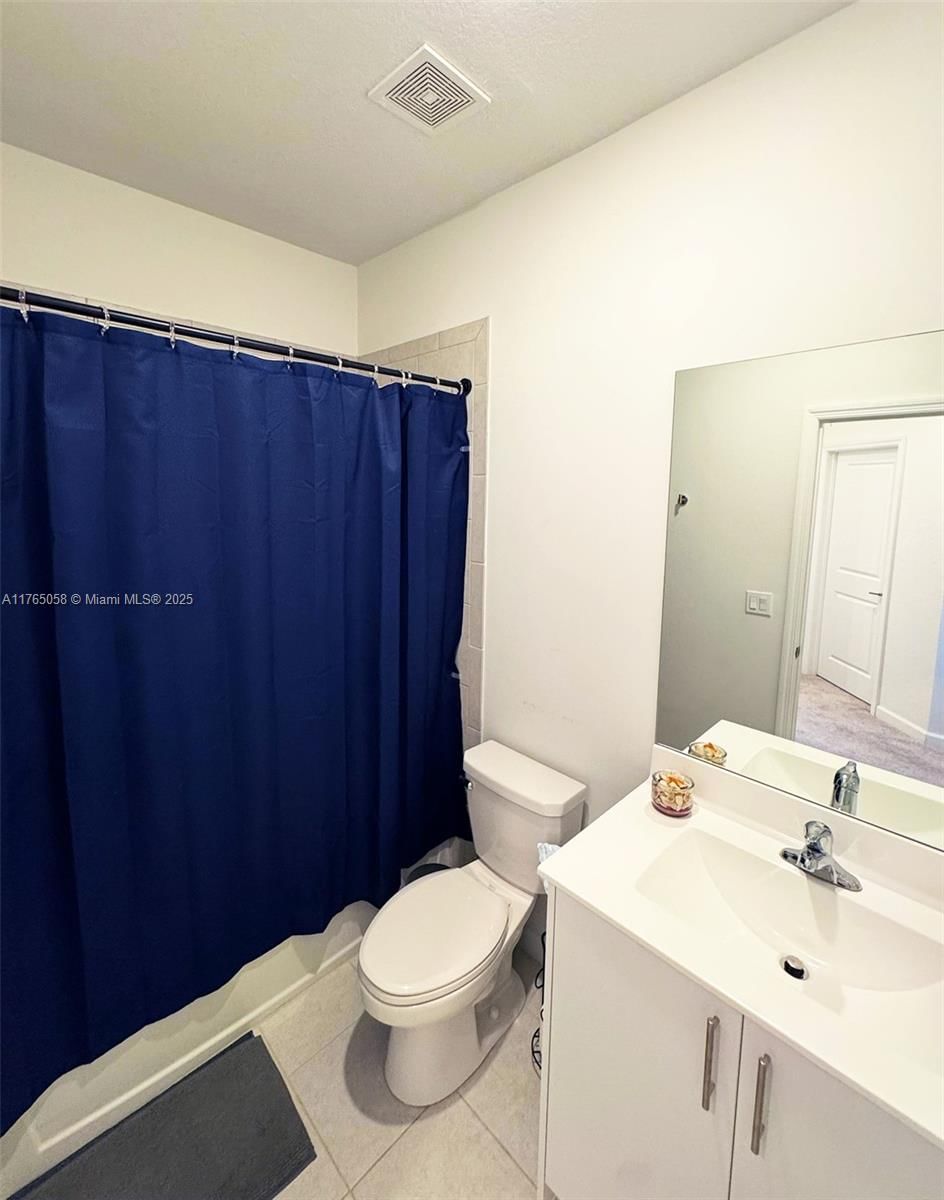 Real estate property located at 5544 27th Pl #1, Broward, Calcutta First Addition, Lauderhill, FL
