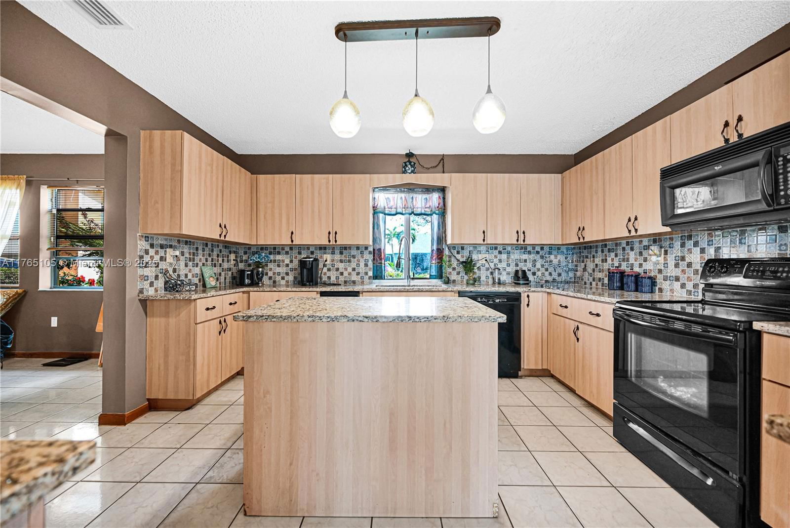 Real estate property located at 1500 98th Ave, Broward, Four Palm Lakes At Pembro, Pembroke Pines, FL