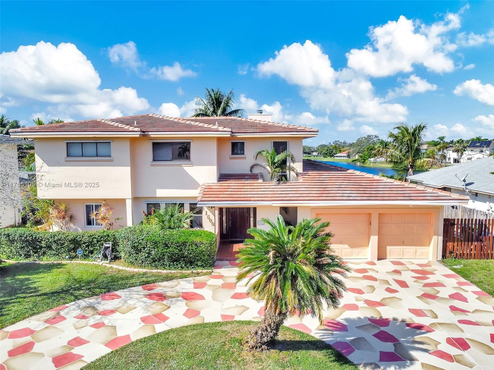 Real estate property located at 1500 98th Ave, Broward, Four Palm Lakes At Pembro, Pembroke Pines, FL