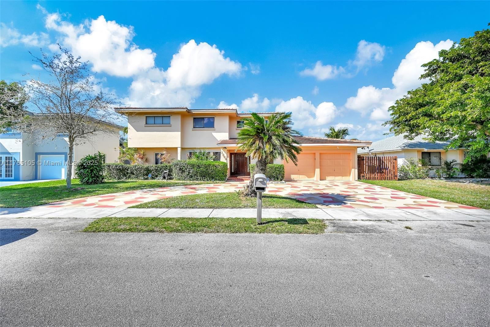 Real estate property located at 1500 98th Ave, Broward, Four Palm Lakes At Pembro, Pembroke Pines, FL