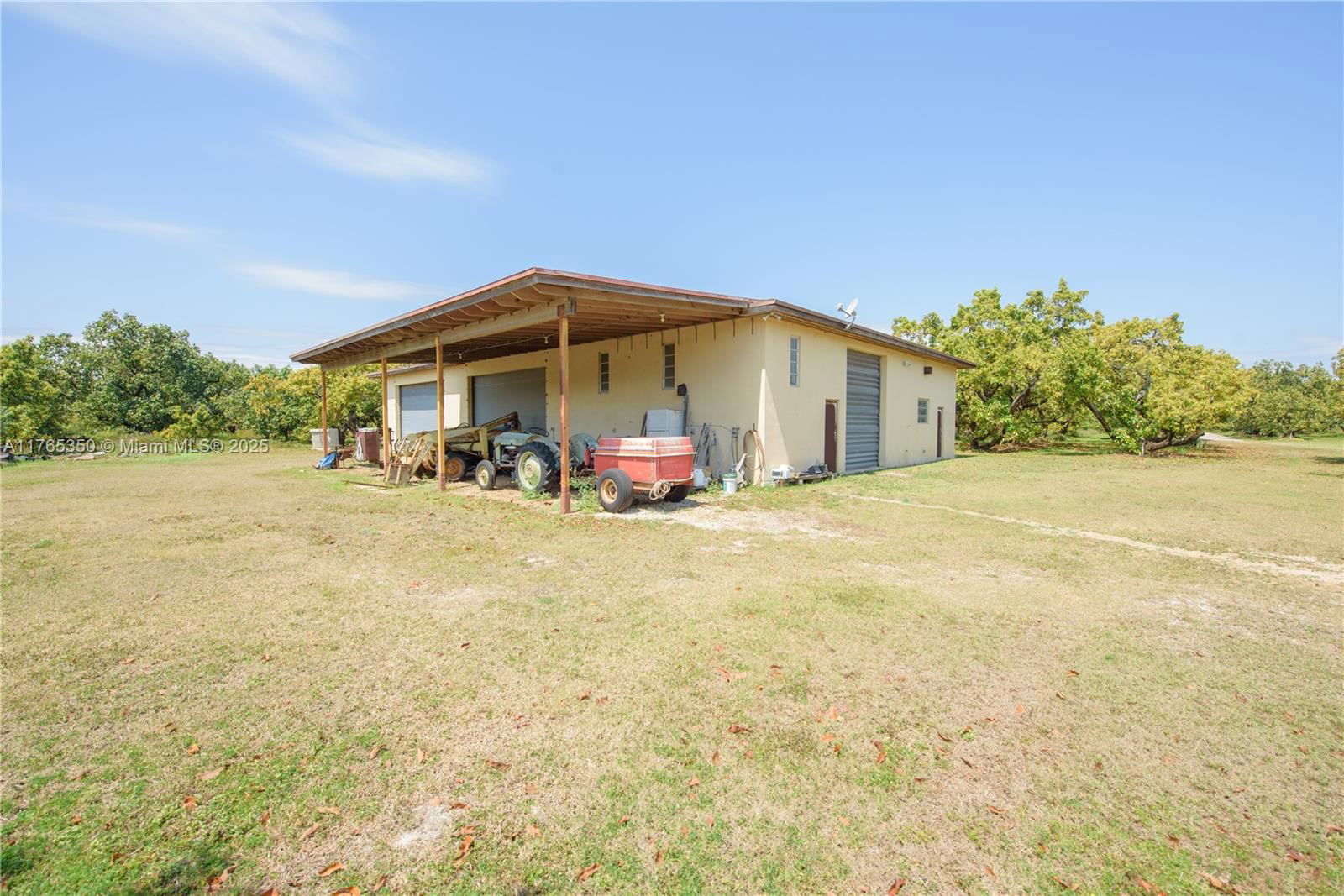 Real estate property located at 18300 248th St, Miami-dade, Redland, Homestead, FL