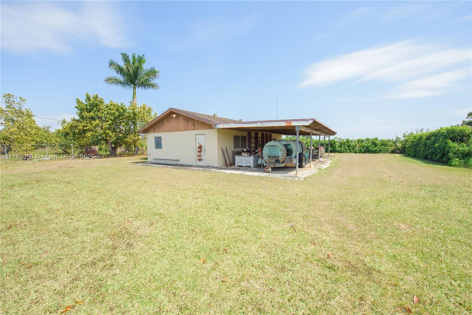 Real estate property located at 18300 248th St, Miami-dade, Redland, Homestead, FL
