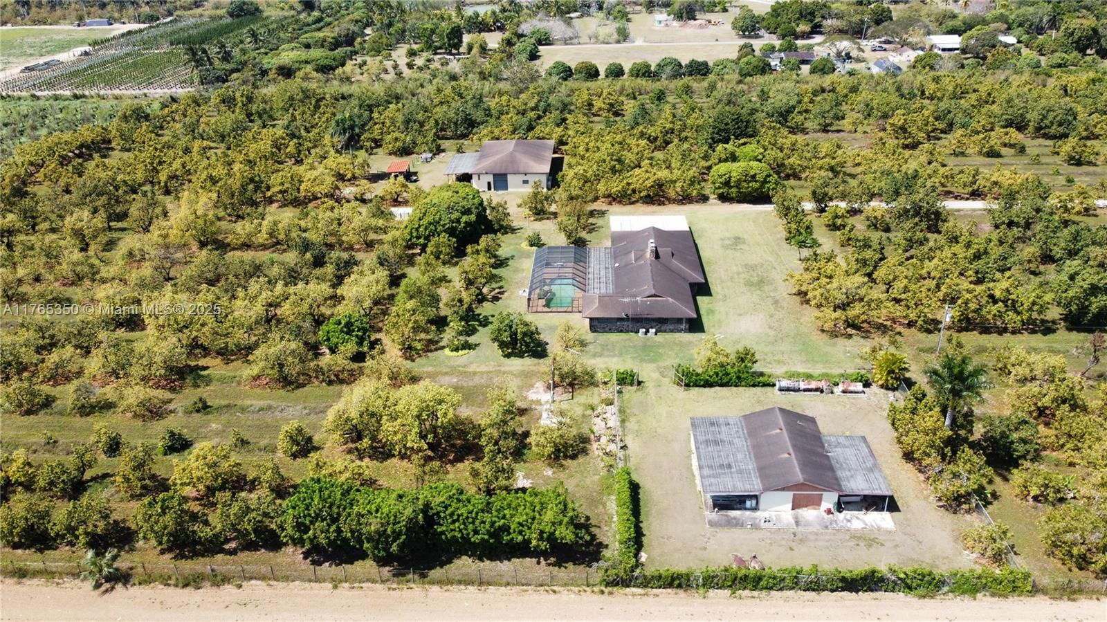 Real estate property located at 18300 248th St, Miami-dade, Redland, Homestead, FL