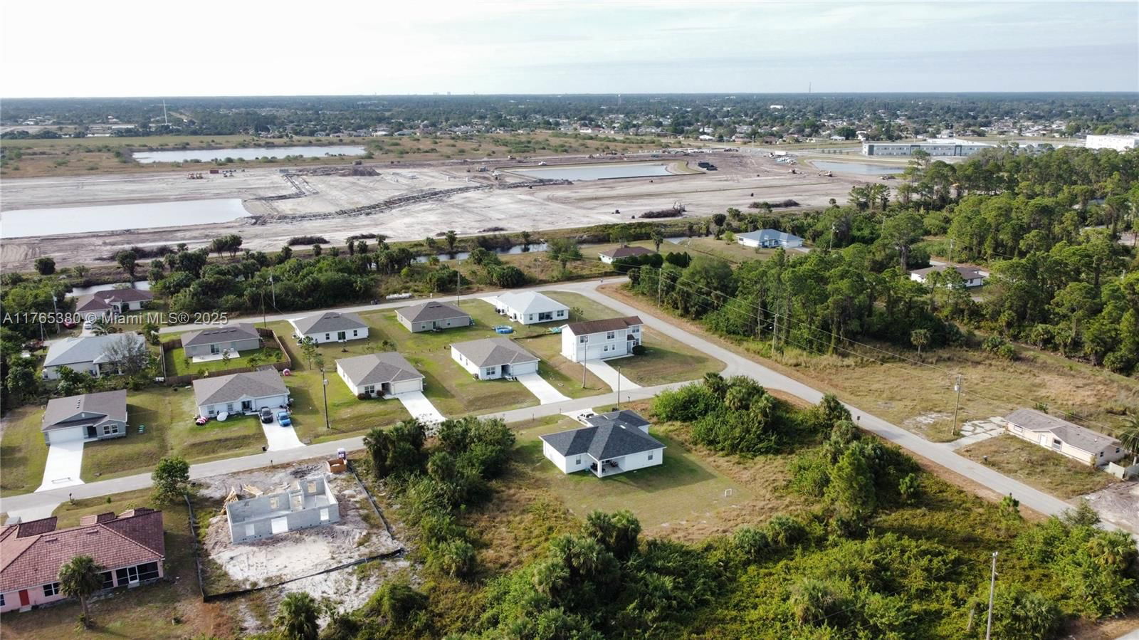 Real estate property located at 728 Cahn St E, Lee, Lehigh Acres, Lehigh Acres, FL