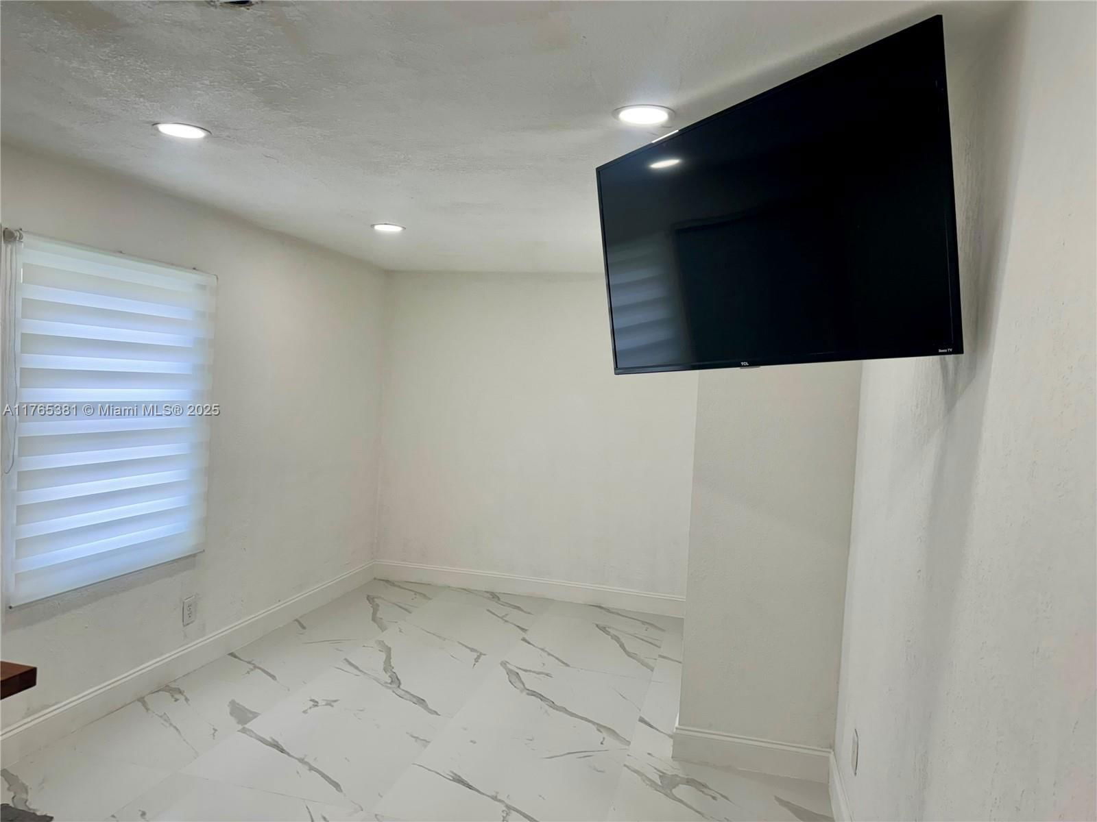 Real estate property located at 1896 Rutland St, Miami-dade, Magnolia Gardens Consolid, Opa-Locka, FL