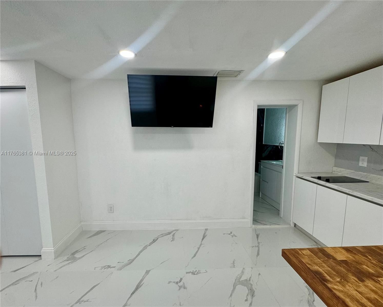 Real estate property located at 1896 Rutland St, Miami-dade, Magnolia Gardens Consolid, Opa-Locka, FL