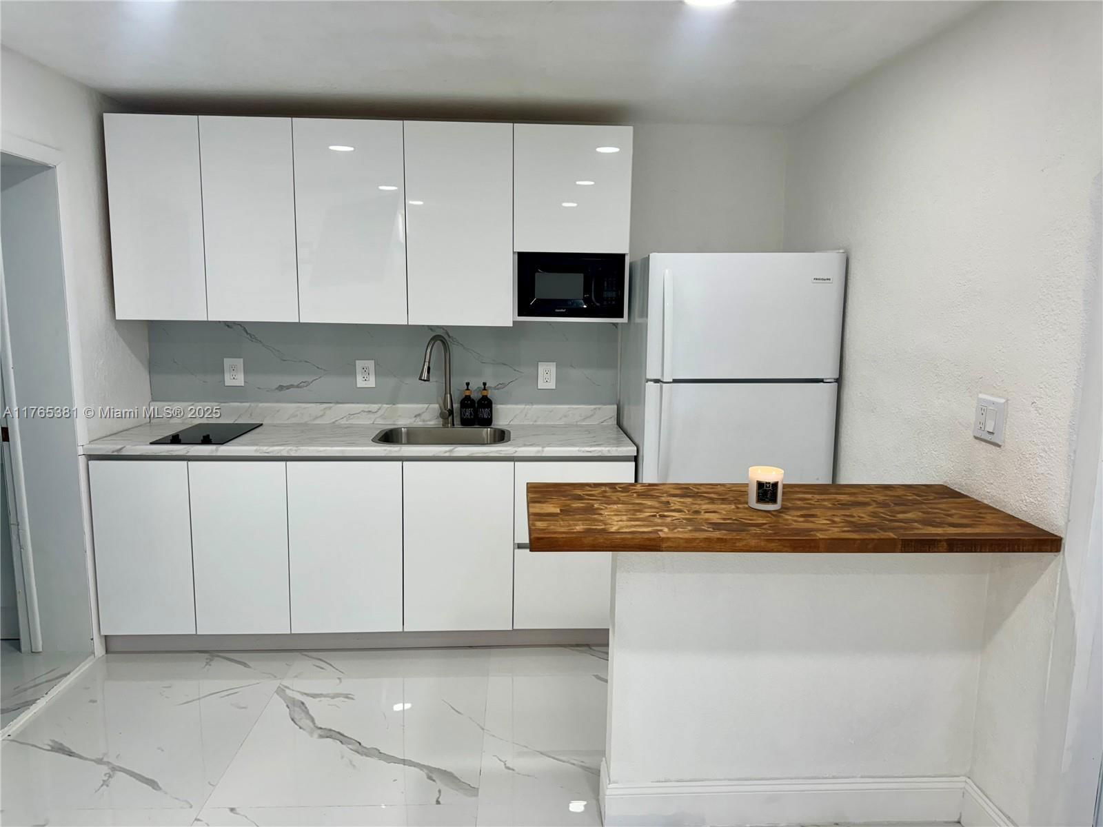 Real estate property located at 1896 Rutland St, Miami-dade, Magnolia Gardens Consolid, Opa-Locka, FL