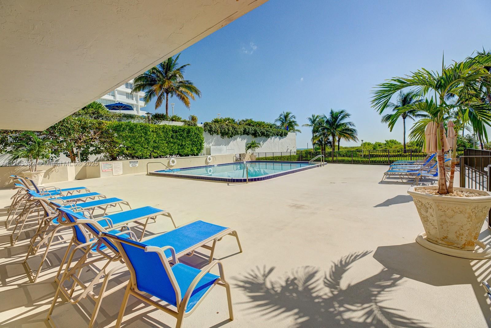 Real estate property located at 1623 Collins Ave #512, Miami-dade, The Georgian Condo, Miami Beach, FL