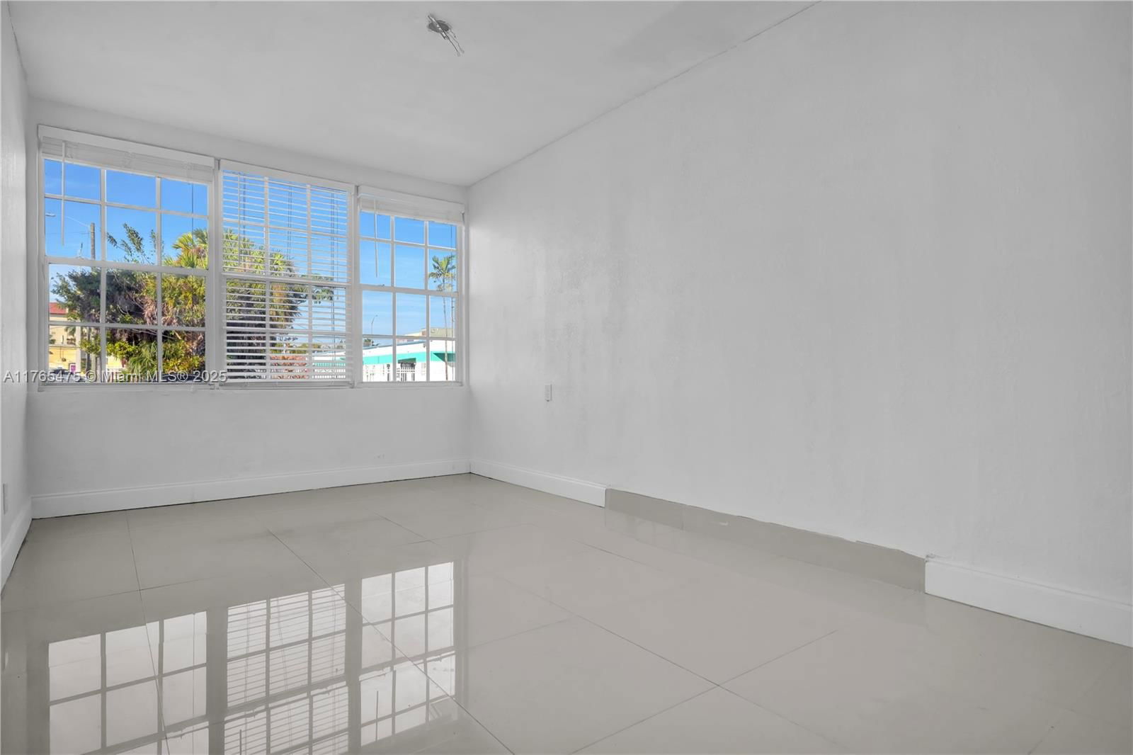 Real estate property located at 1290 162nd St, Miami-dade, Sunny Heights, North Miami Beach, FL