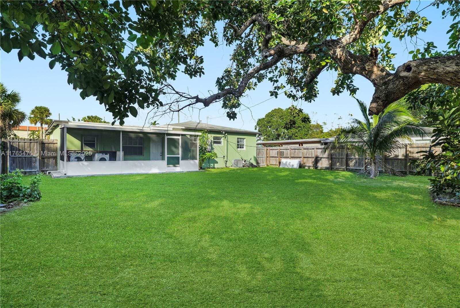 Real estate property located at 1290 162nd St, Miami-dade, Sunny Heights, North Miami Beach, FL