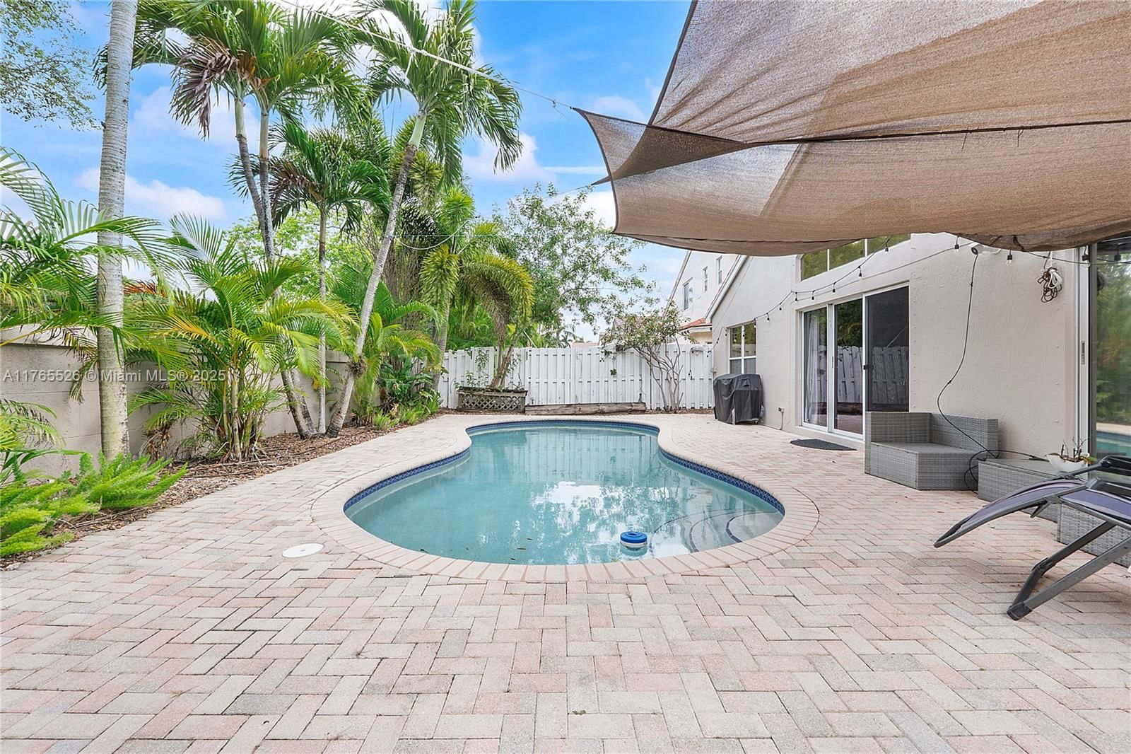 Real estate property located at 4945 34th Ter, Broward, Banyan Oakridge Plat, Hollywood, FL